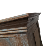 Armoire en teck sculptee