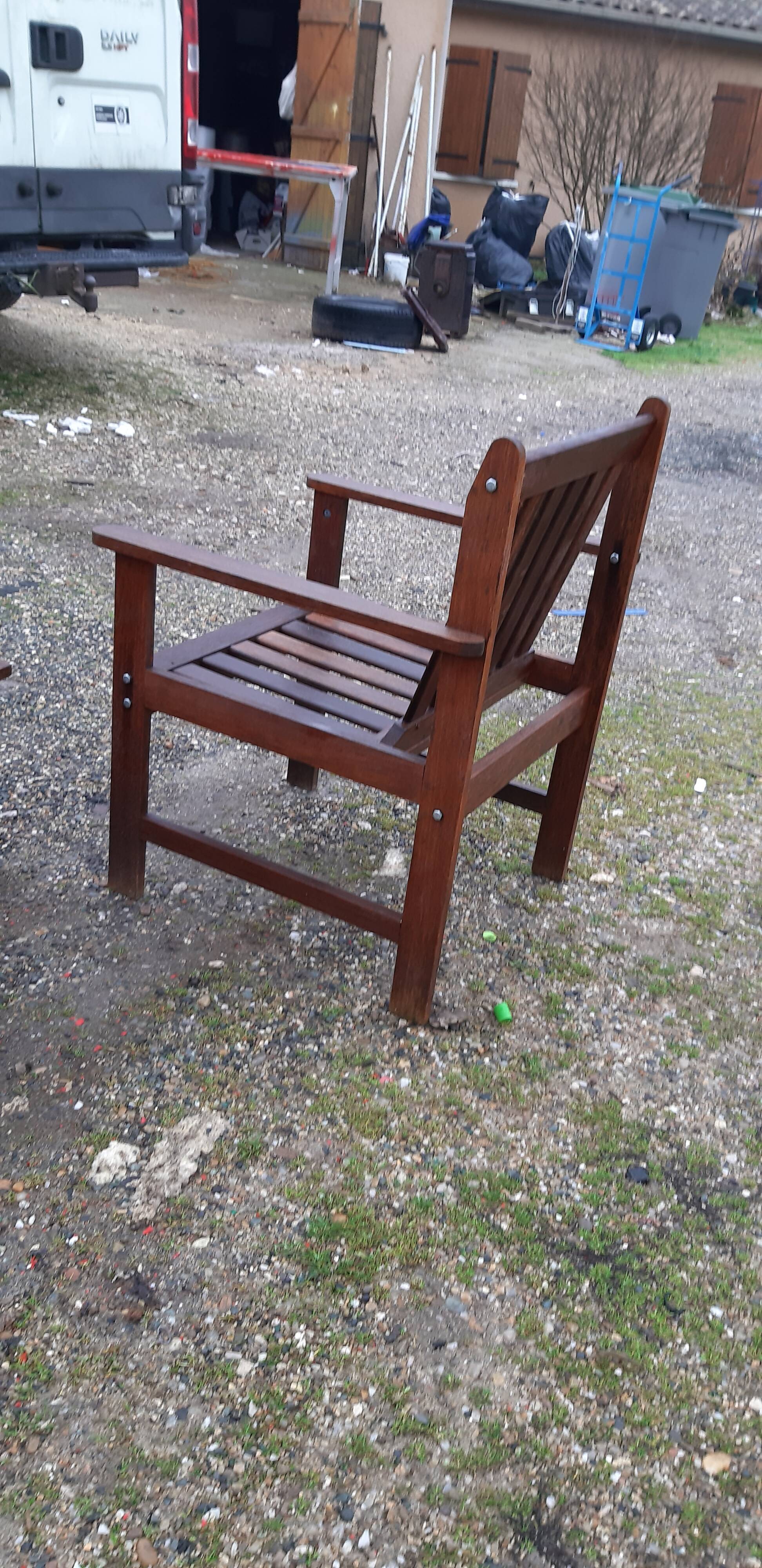 Garden furniture in exotic wood brand: fsc