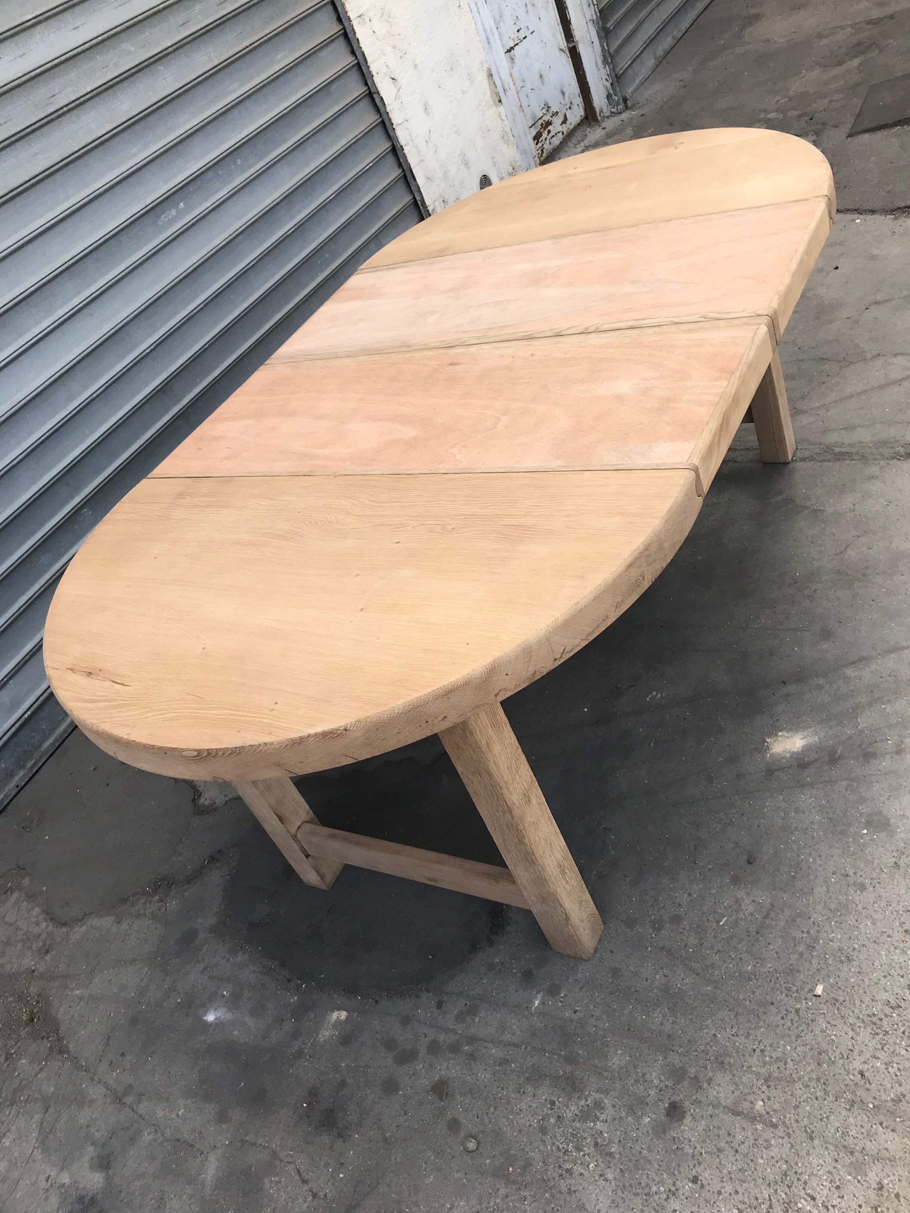 Table 4 to 8 people