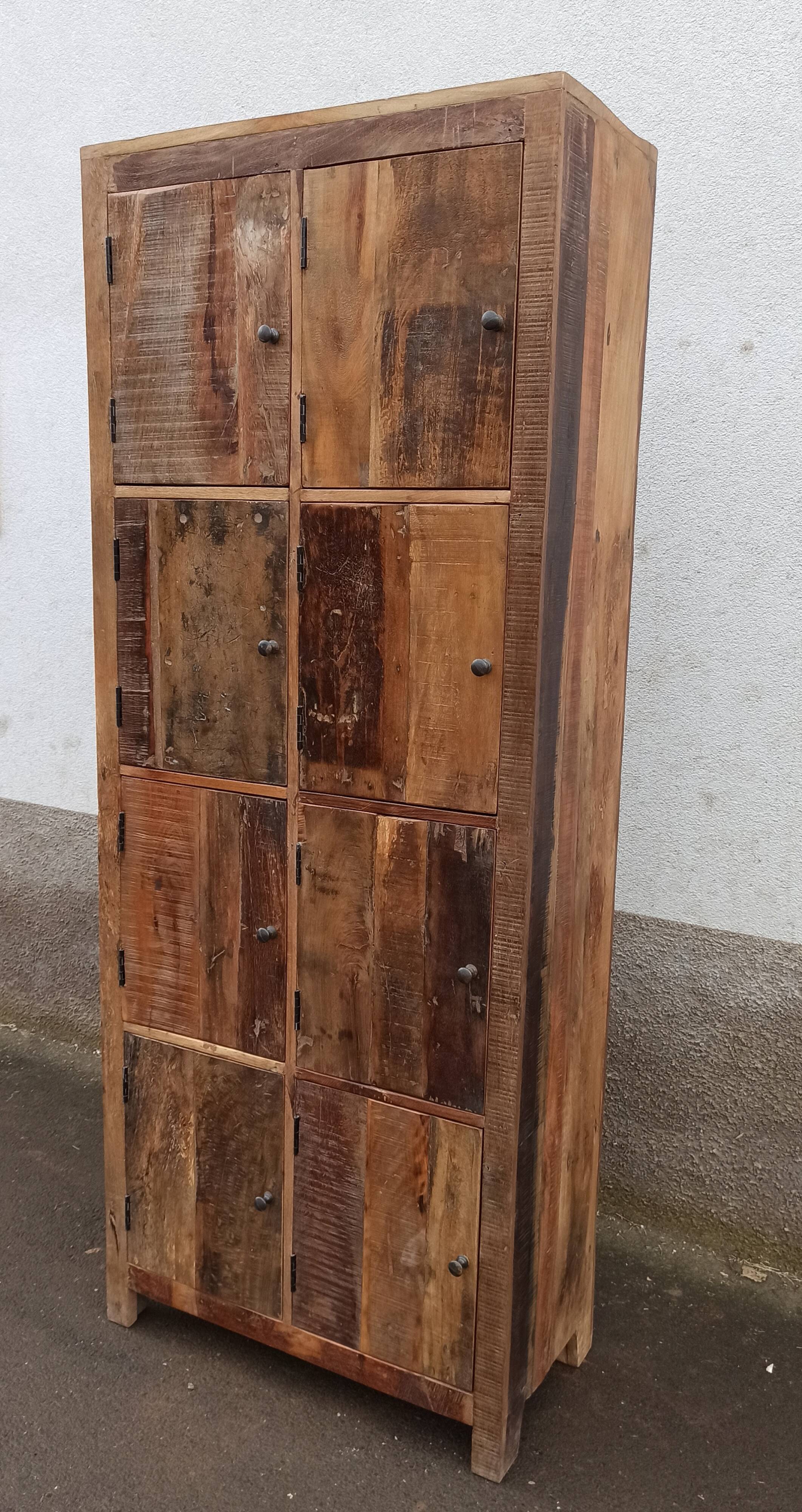 8-door wardrobe in old wood
