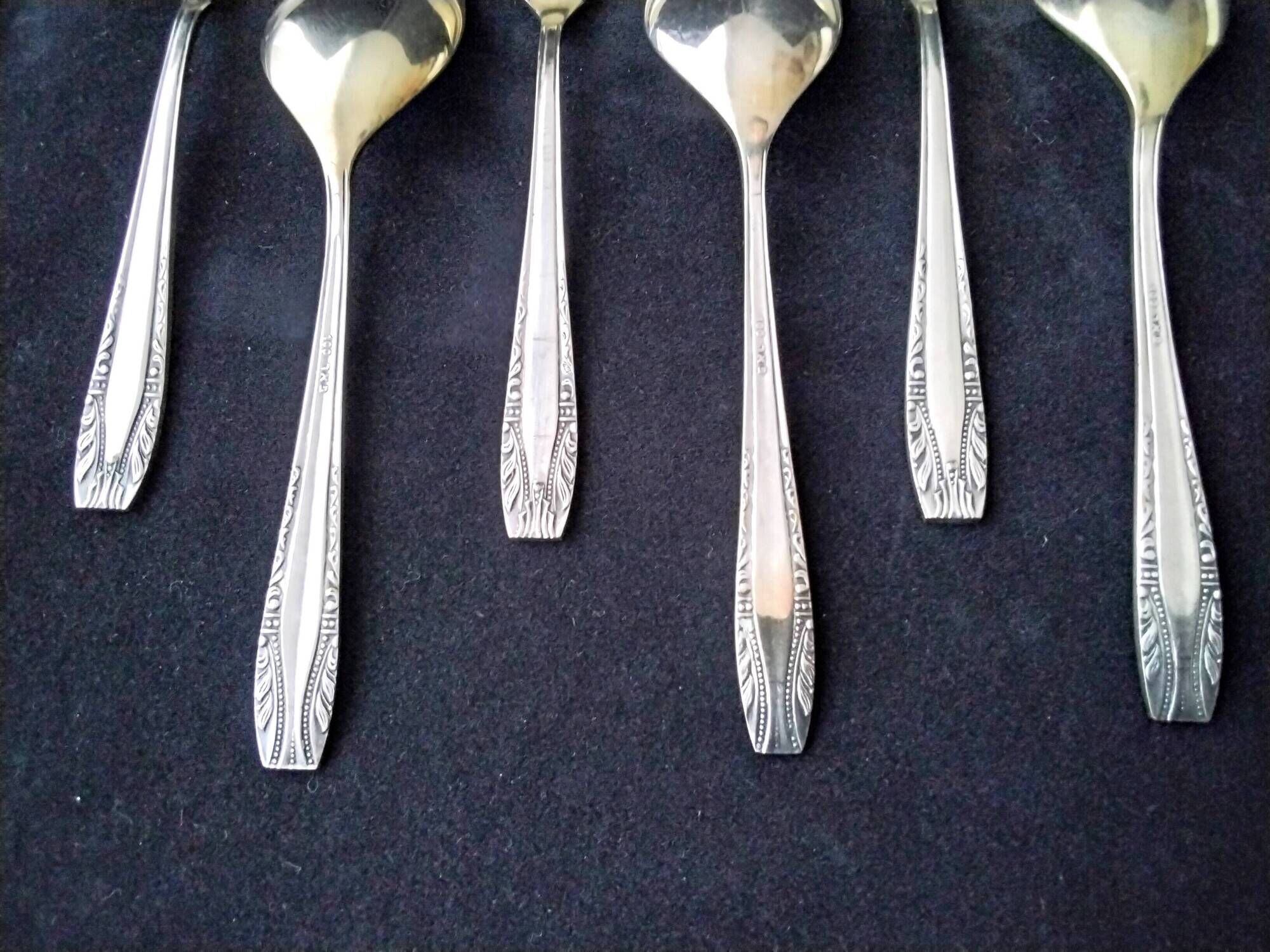 6 Silver-plated ice cream spoons, golden spoons