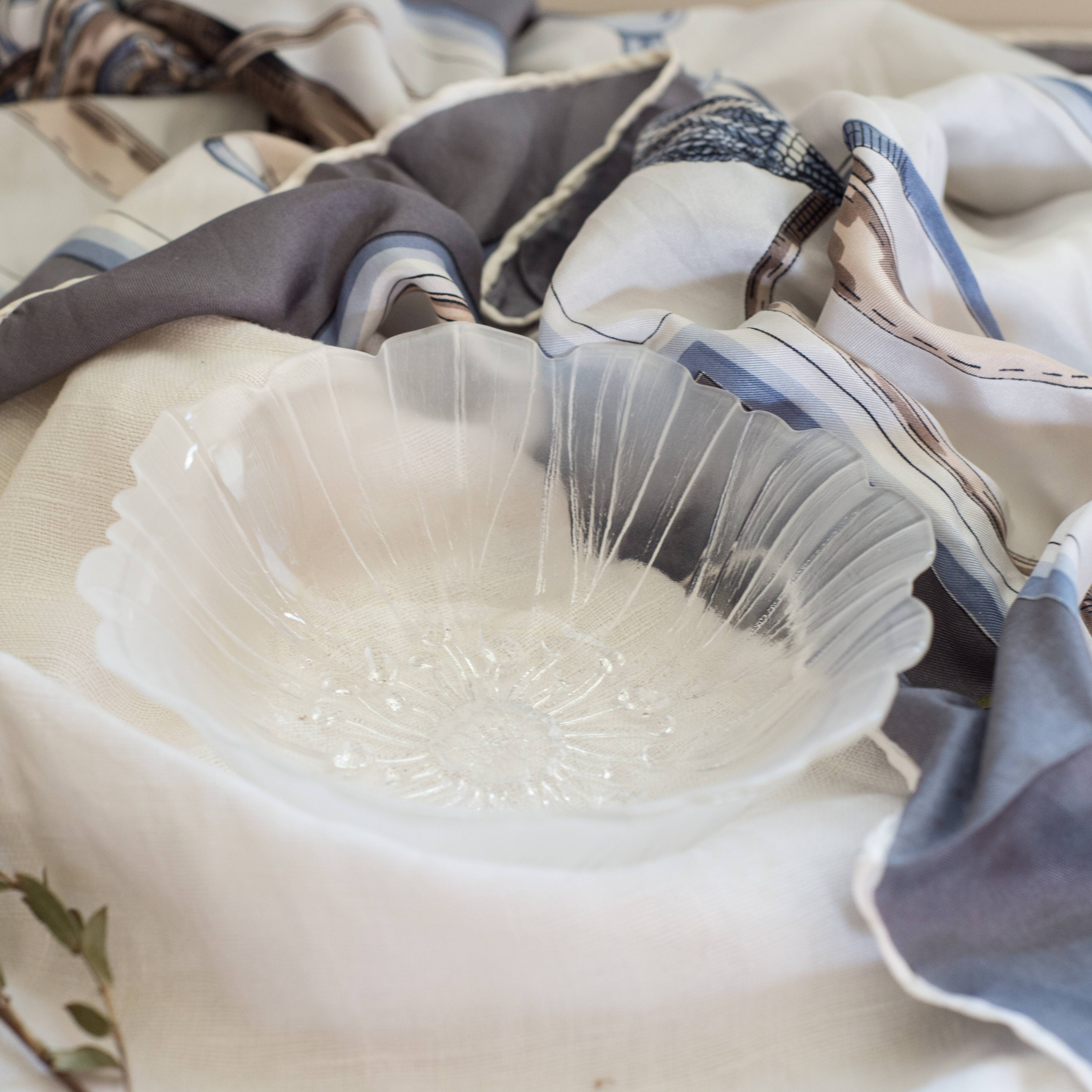 Cup or empty glass flower pocket