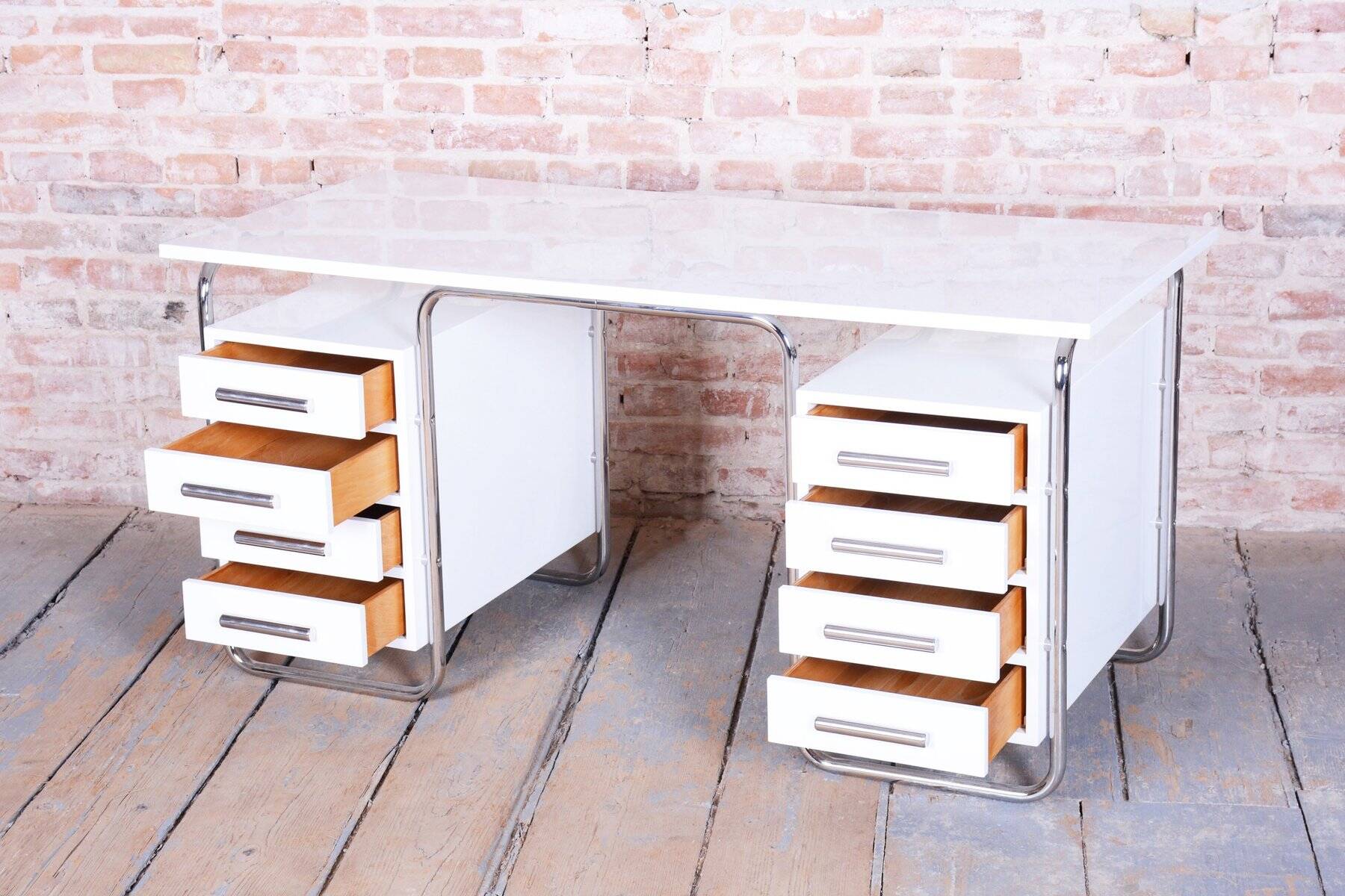 Bureau Bauhaus en acier chromé par Marcel Breuer, tchèque, années 1930