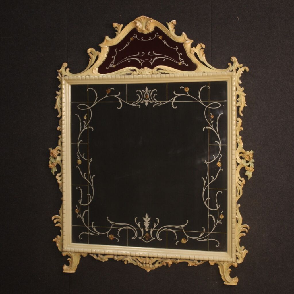 Italian lacquered mirror with floral decorations from 20th century