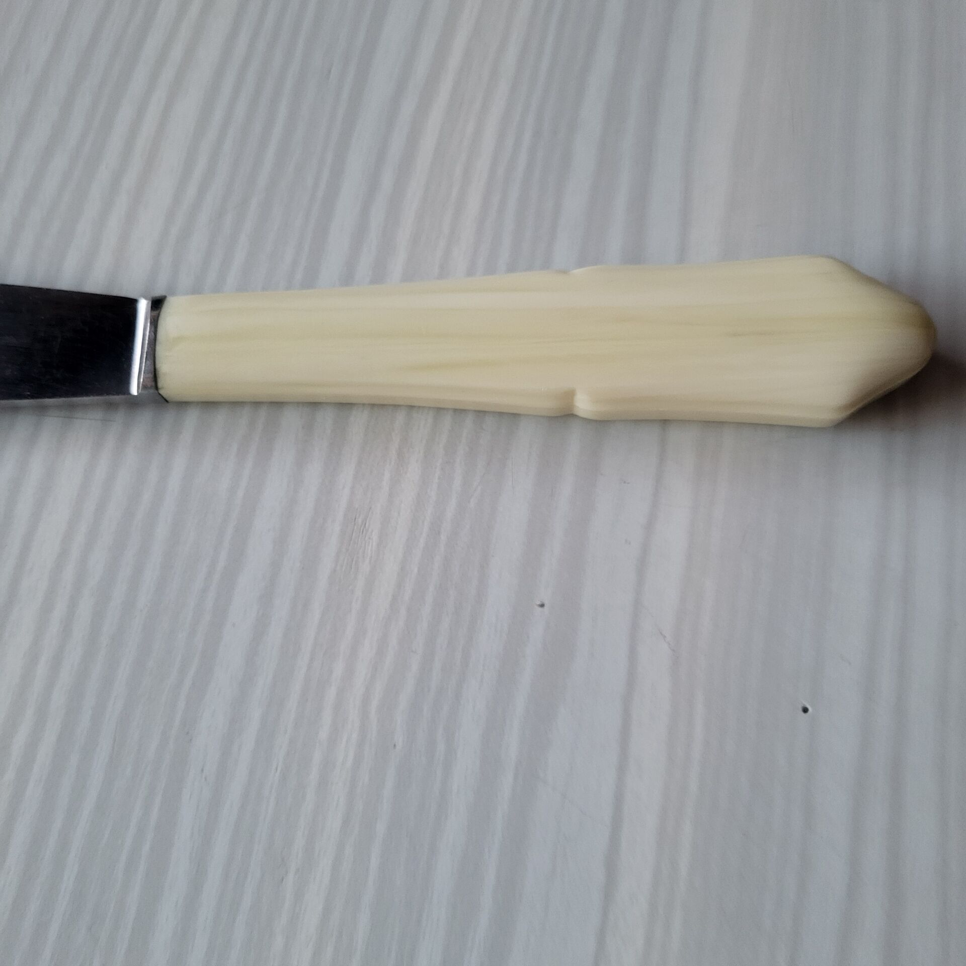 Vintage cheese knife signed S.R. Thiers in excellent condition.