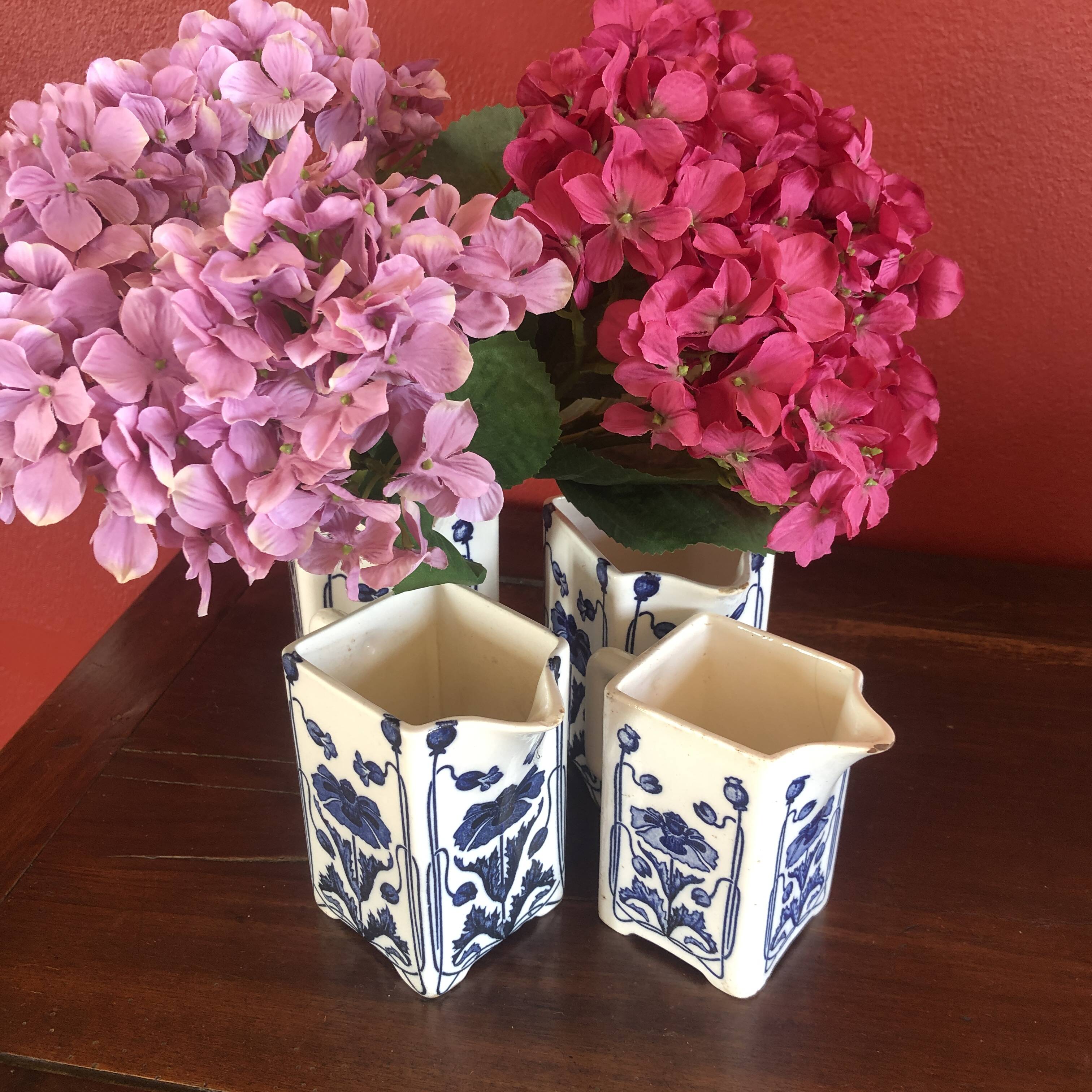 4 pots à lait bleu cobalt