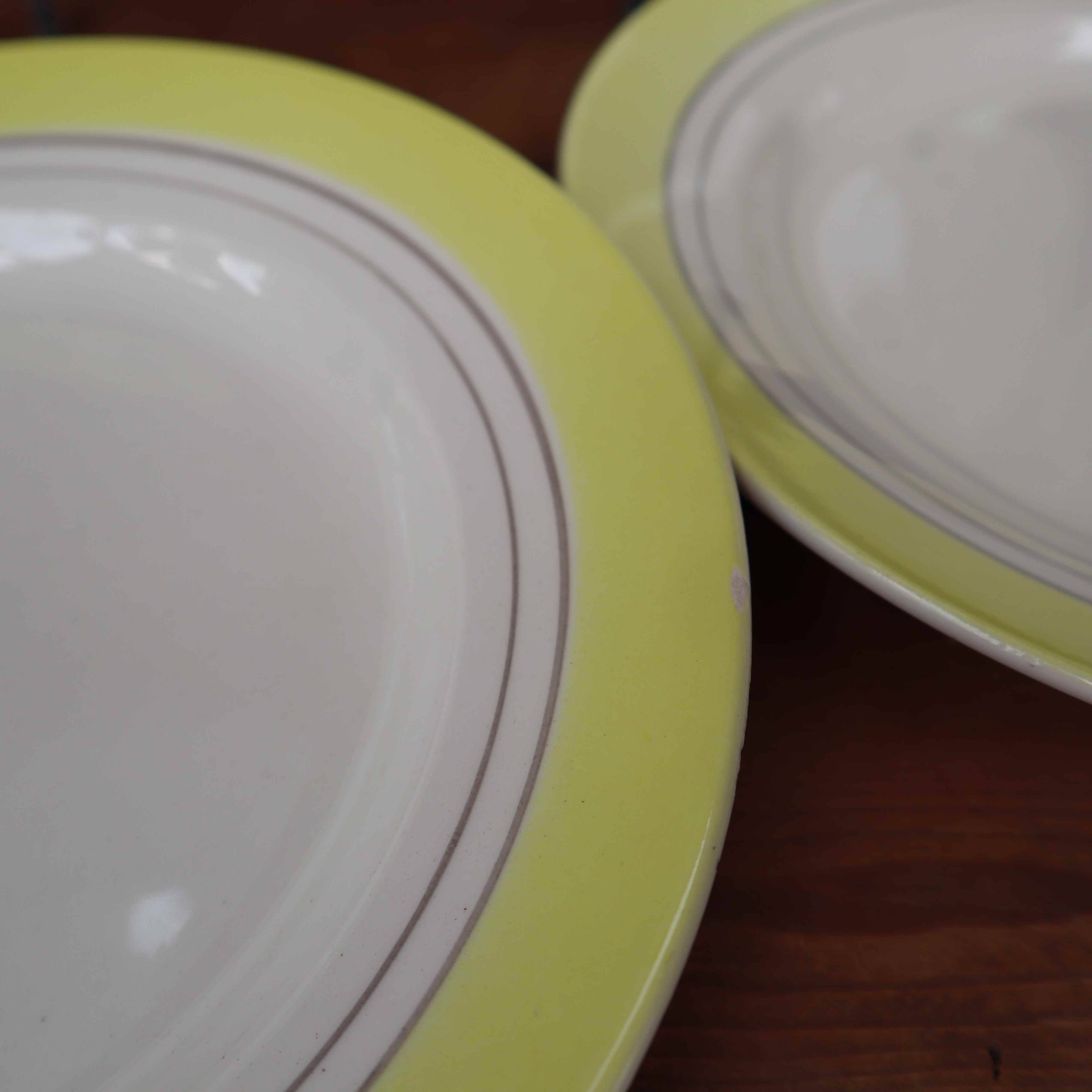 6 vintage flat plates from Primefleur Françoise