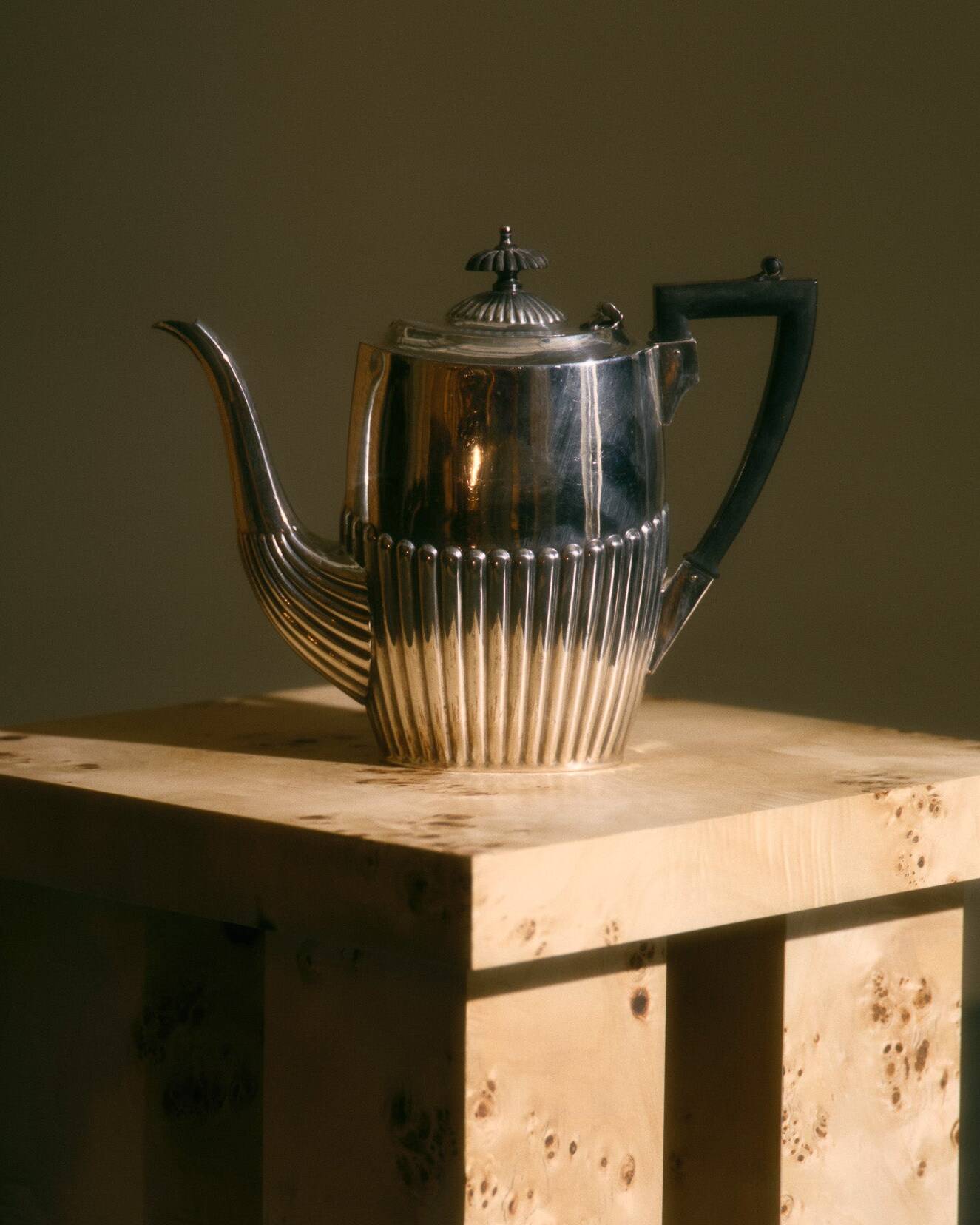 SHEFFIELD SILVER-PLATED TEA AND COFFEE SET, 1950s