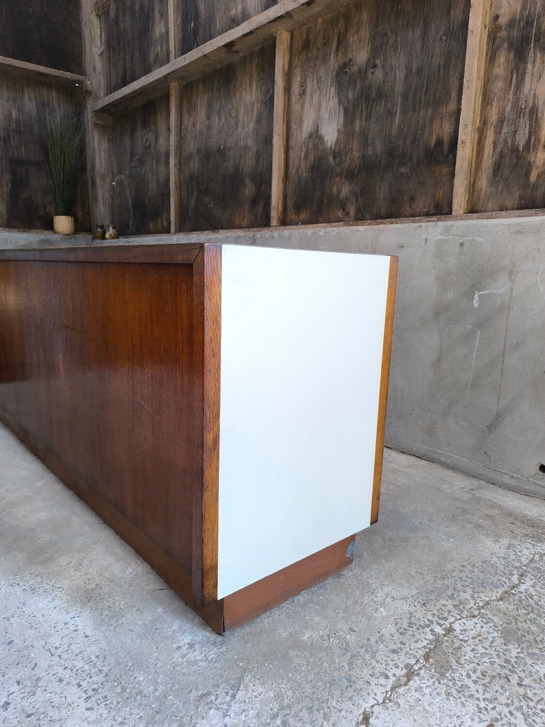 Ensemble de 2 comptoirs de magasin 1950