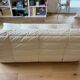 Canapé 3 places Togo Ligne Roset en Alcantara coloris Eggshell