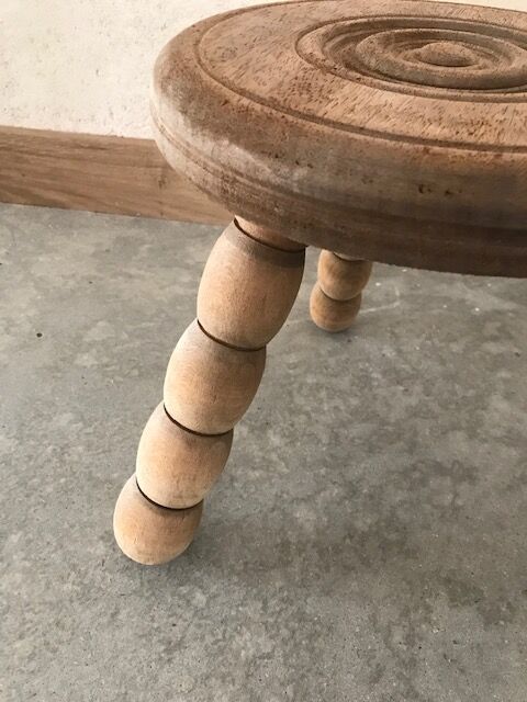 Raw tripod stool