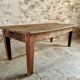 Table basse en châtaignier, France début du XIXe siècle