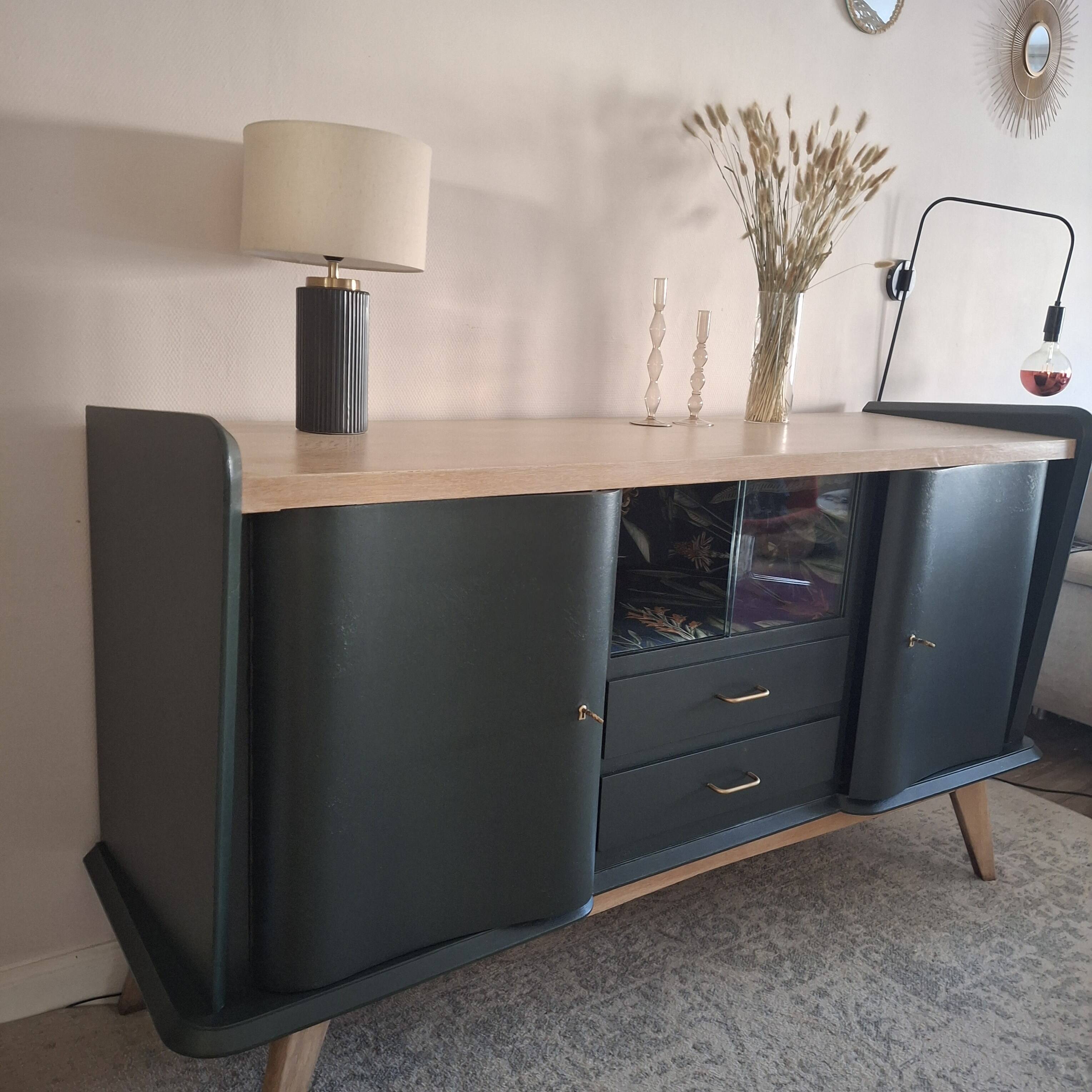 Vintage 60s sideboard