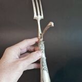 Nécessaire à gigot en métal argenté de style Rocaille