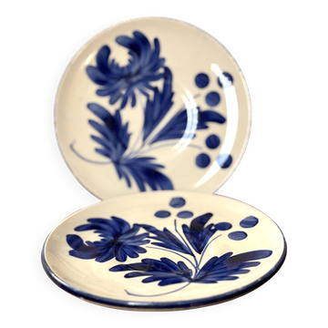 duo of porcelain dessert plates with hand-painted floral decoration