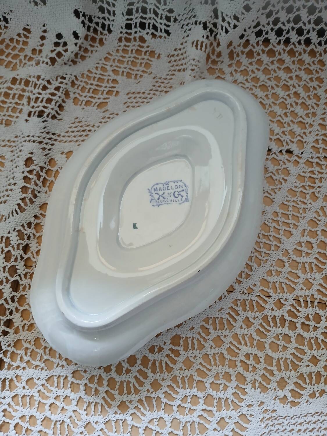 Saucière ancienne en Terre de fer Lunéville
