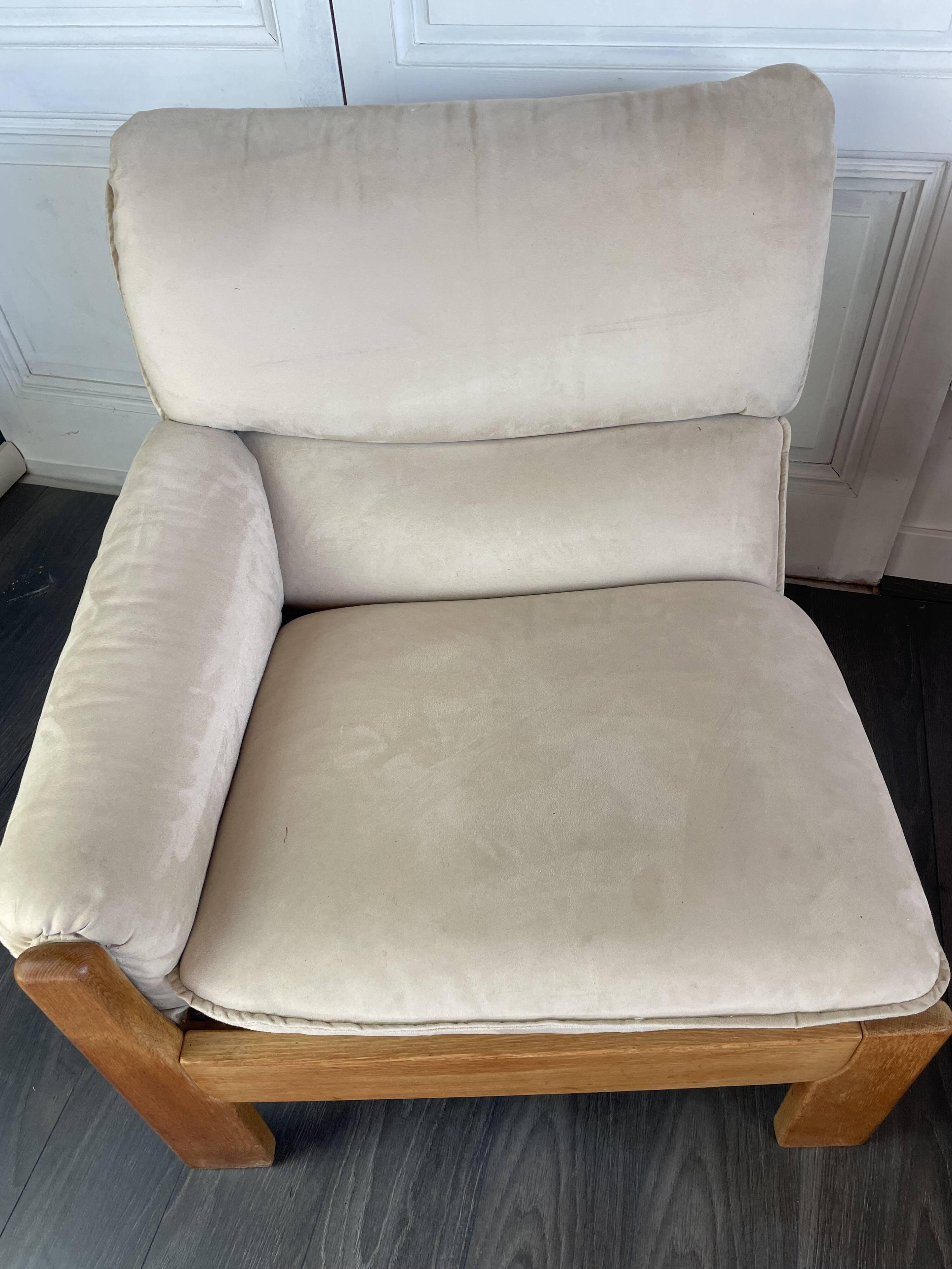 Canapé trois modules en alcantara beige