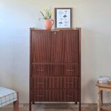 Scandinavian secretary