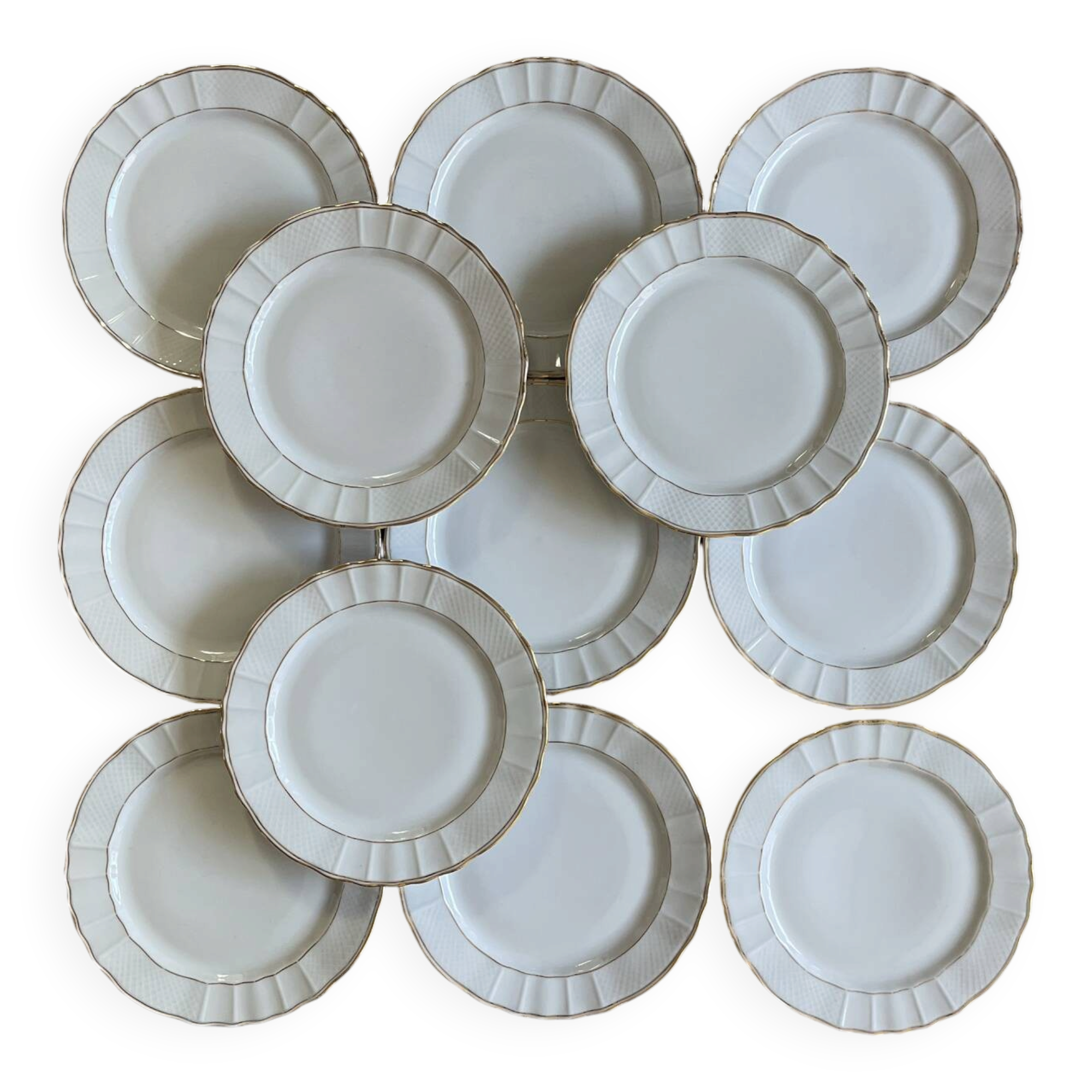 12 flat plates porcelain from Limoges Bernardaud