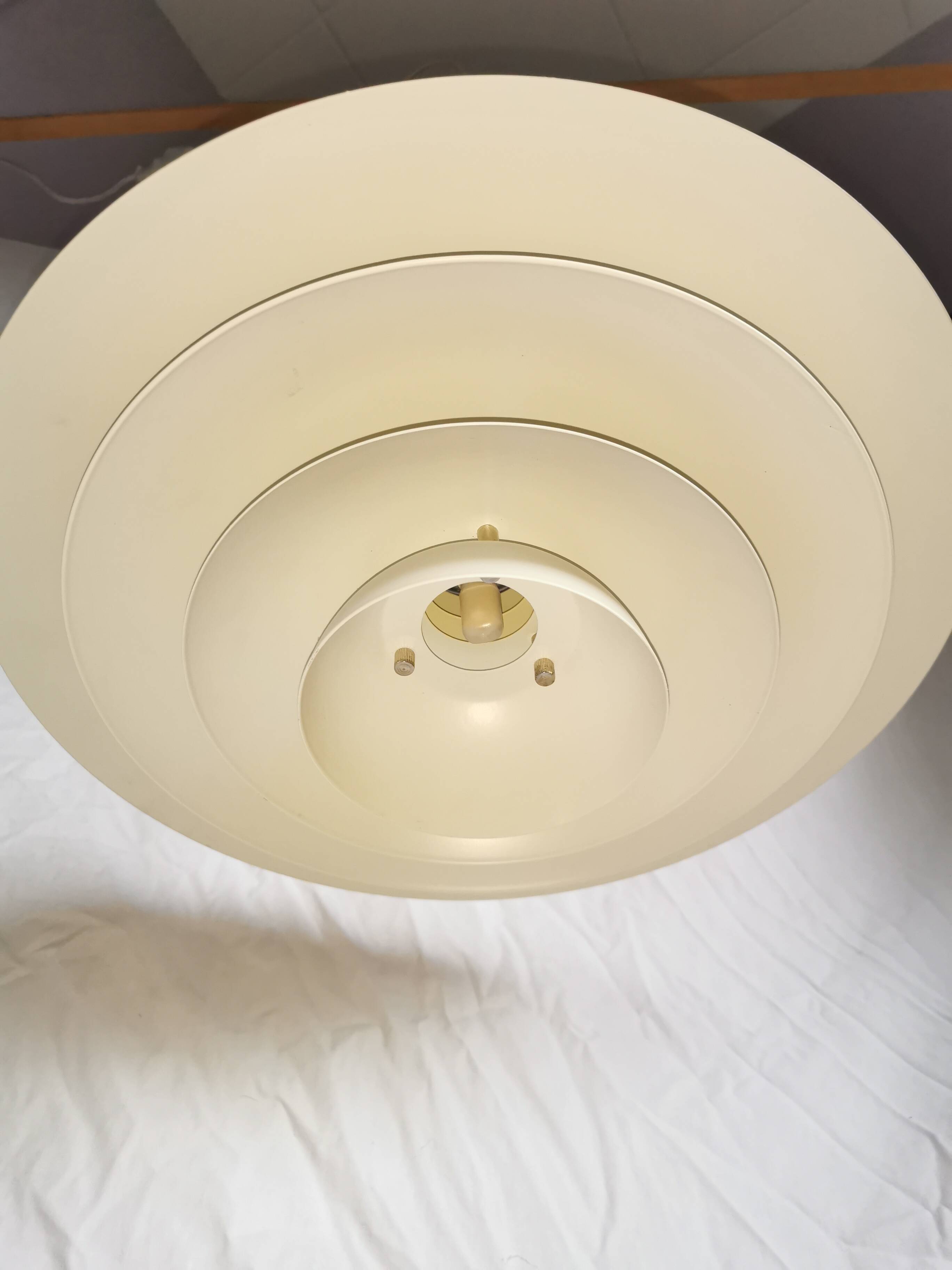 White pendant light, Scandinavian, space age, Poulsen style, 1990.