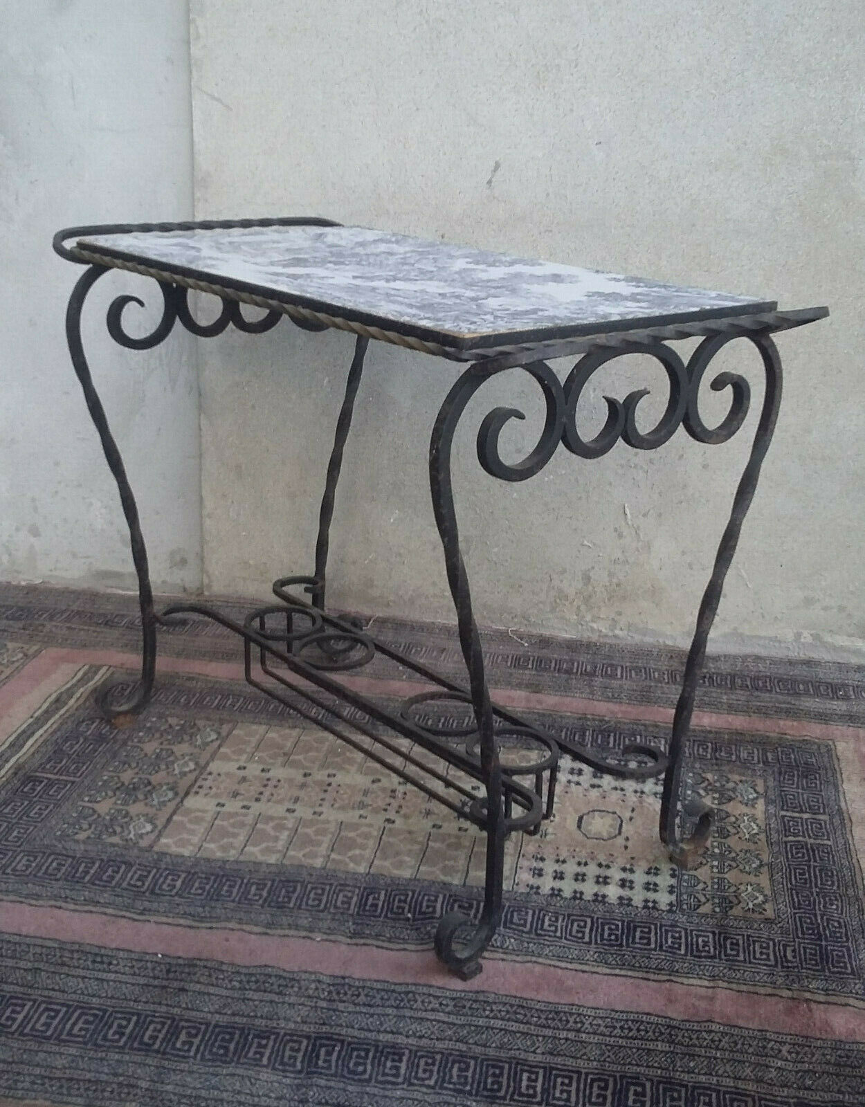 Wrought iron dessert
