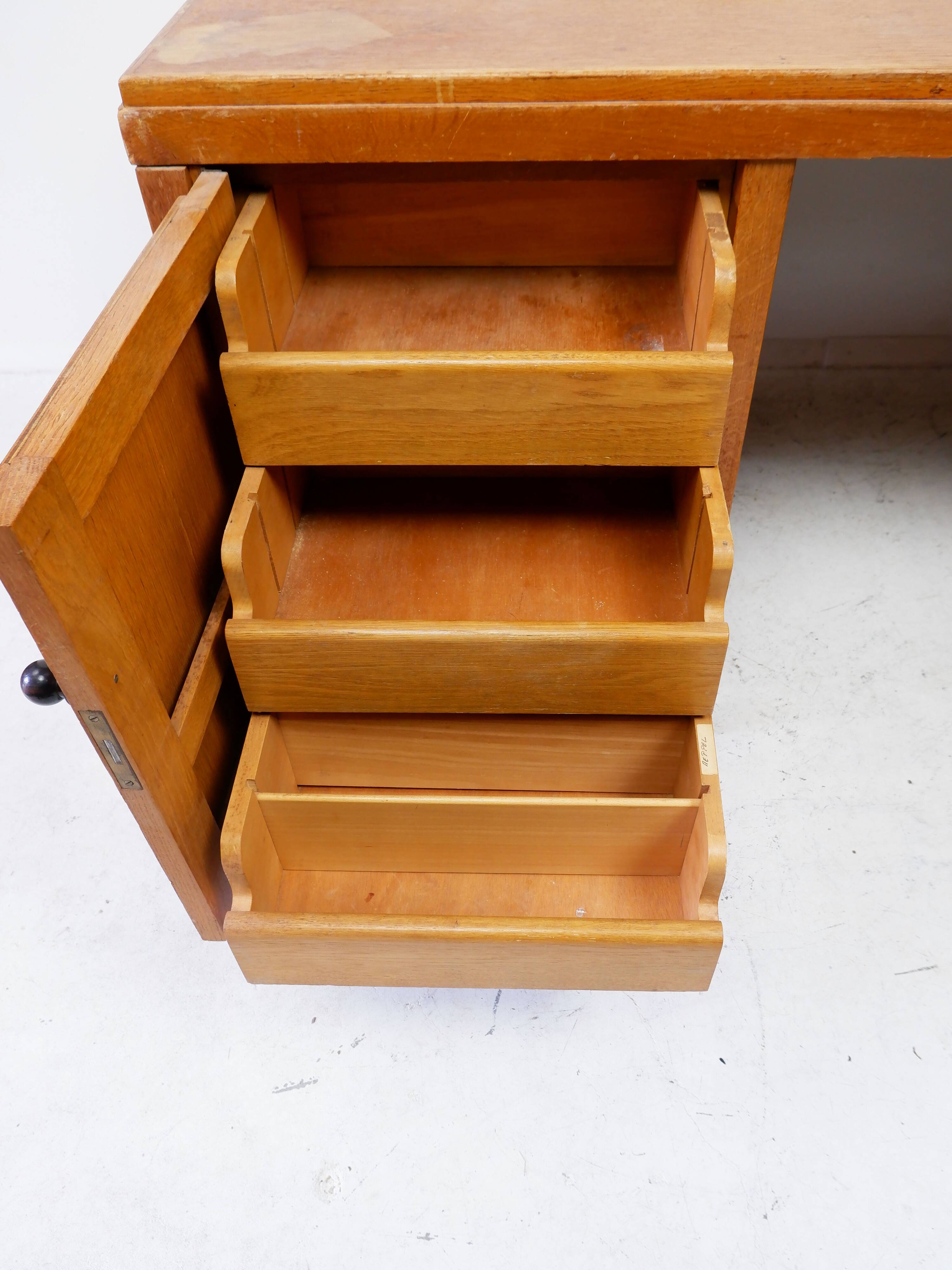 Bureau par Willem Penaat années 1950