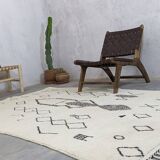 Moroccan Berber wool rug 250 x 150 Cm
