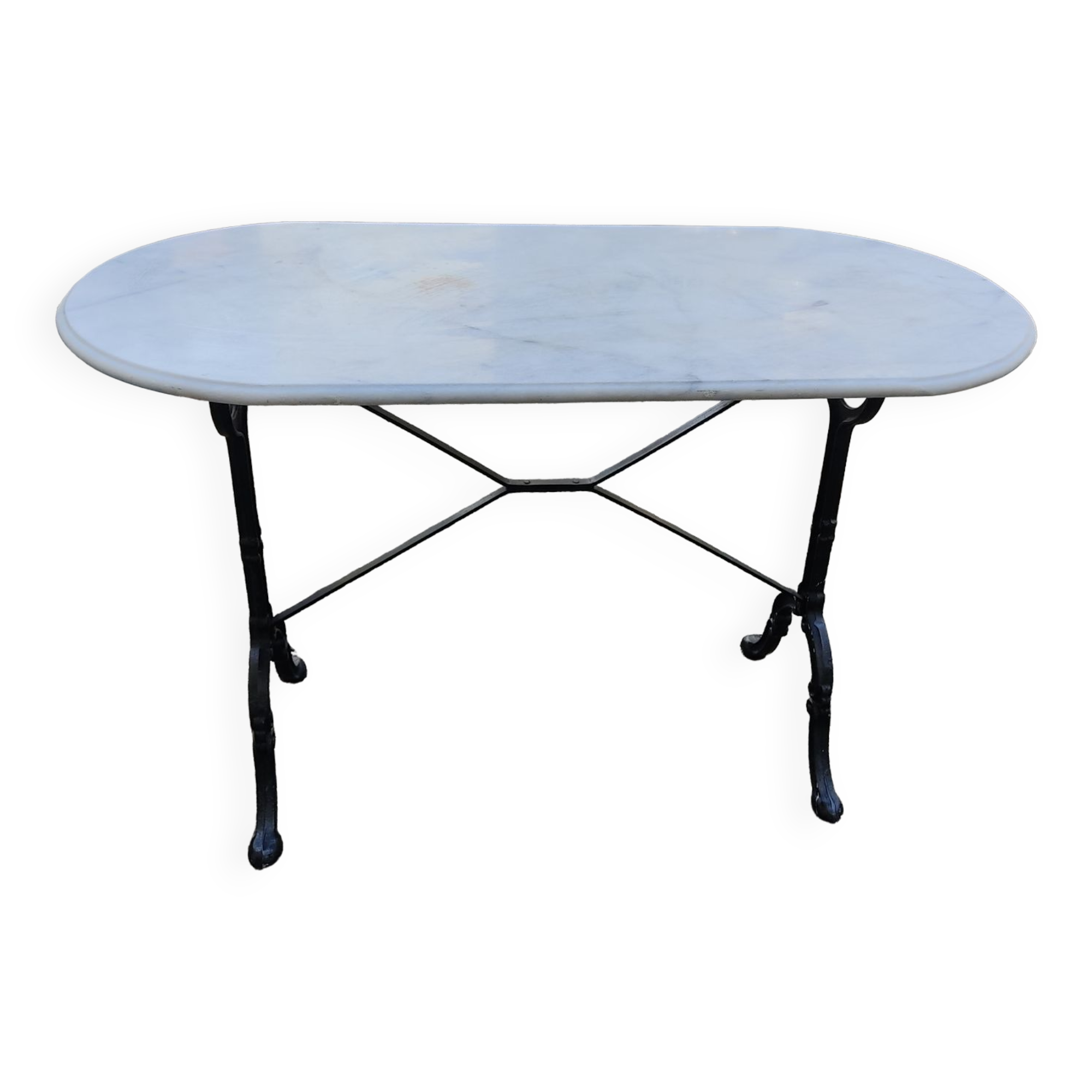 Table ovale en marbre blanc de carrare