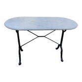 Table ovale en marbre blanc de carrare