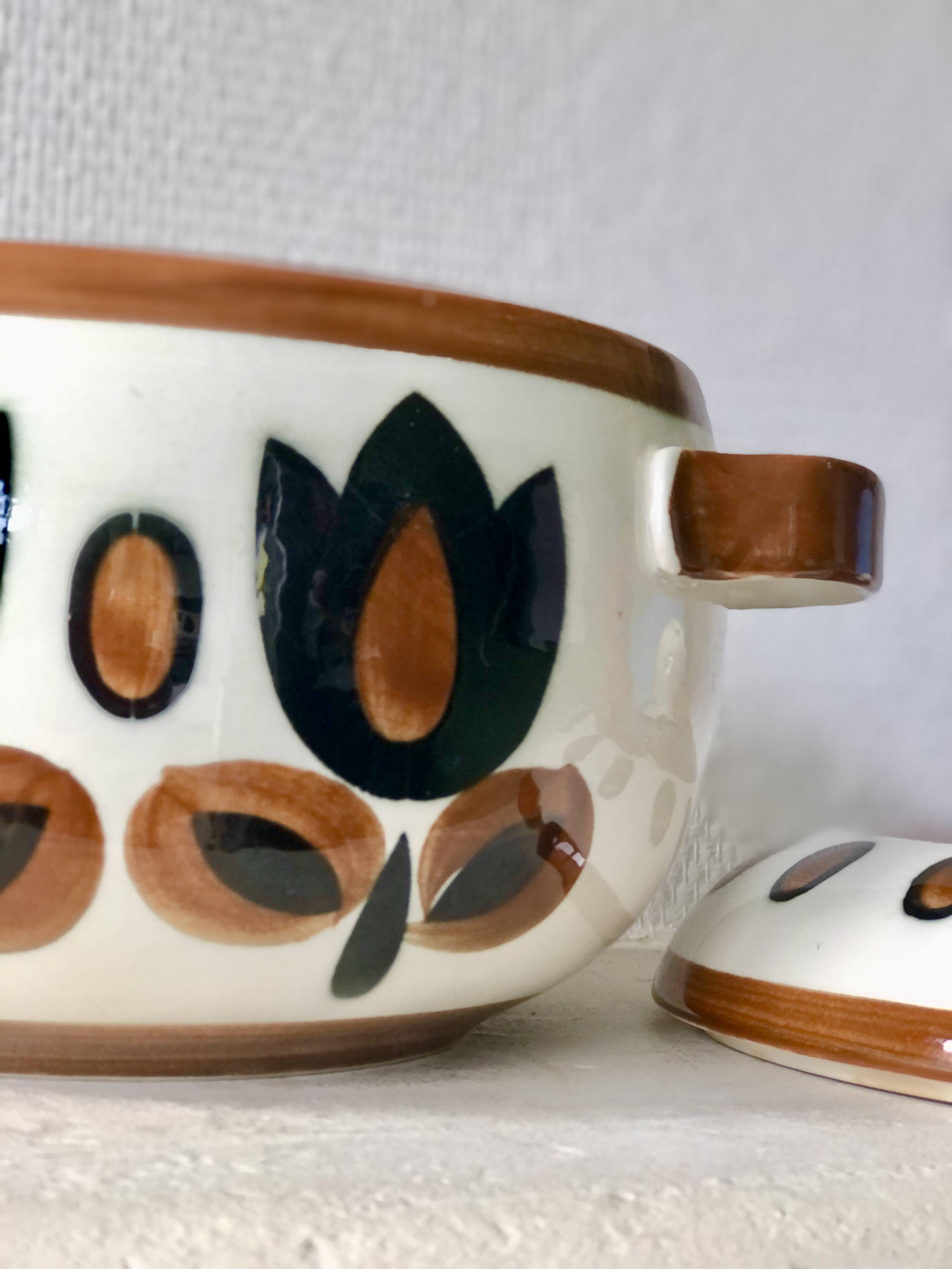 Soupière Boch La Louvière modèle Kimono
