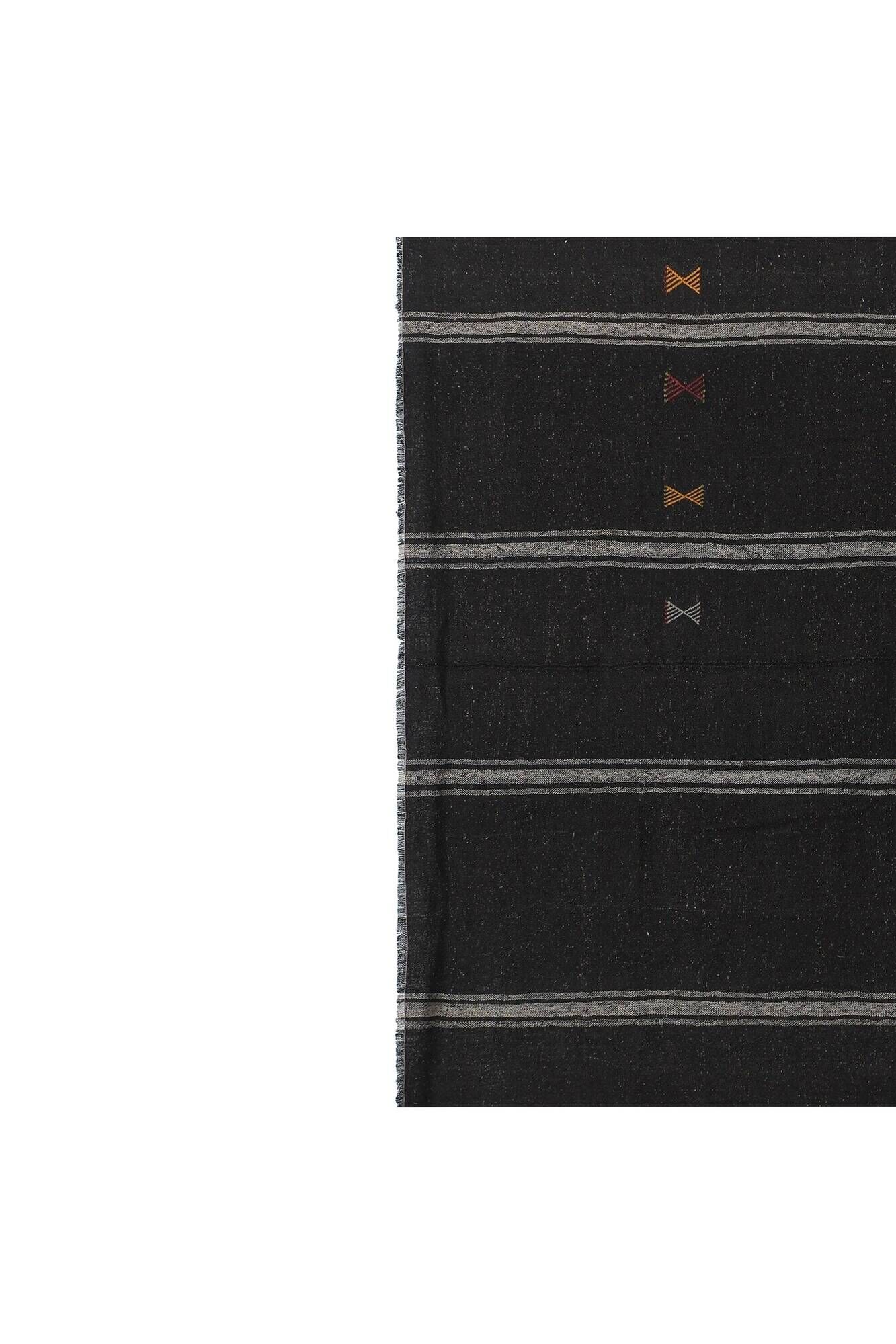 Vintage Turkish kilim, handwoven, 254x315 cm.