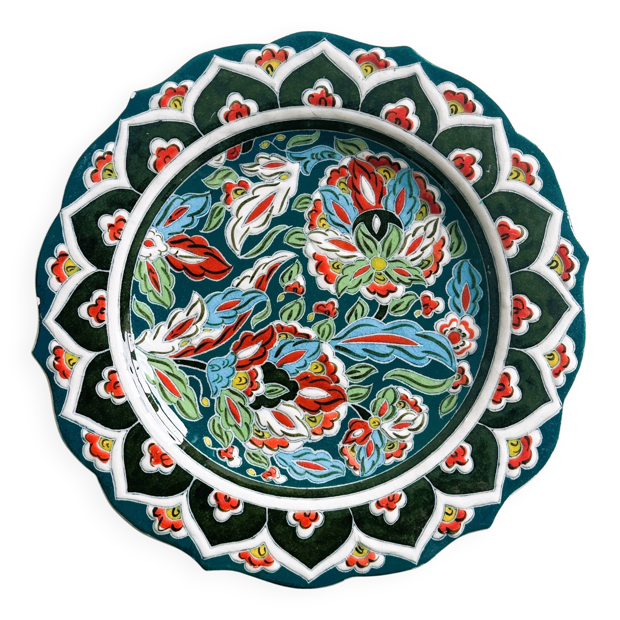 Enameled ceramic plate