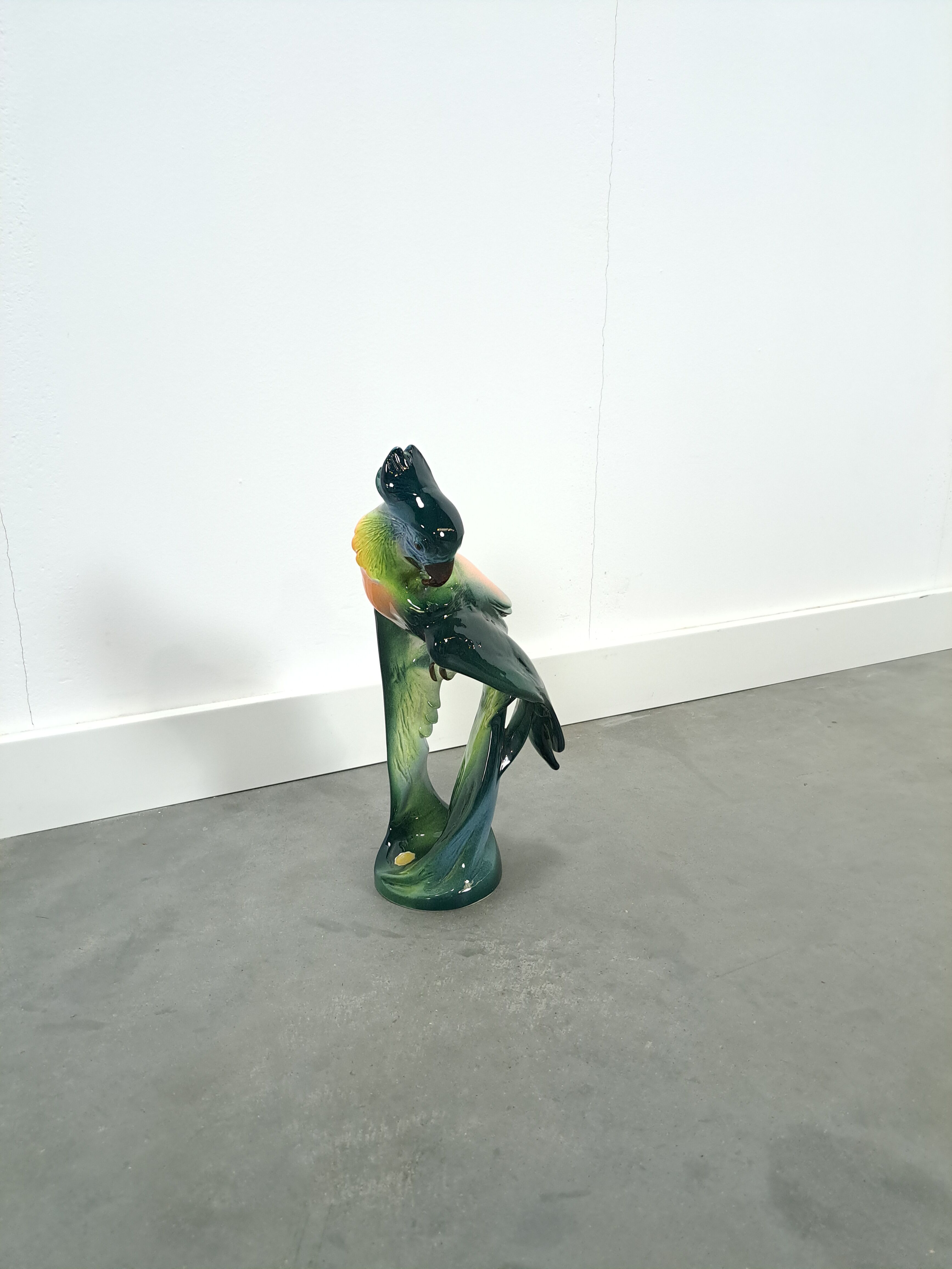 Porcelain statue cockatoo vintage