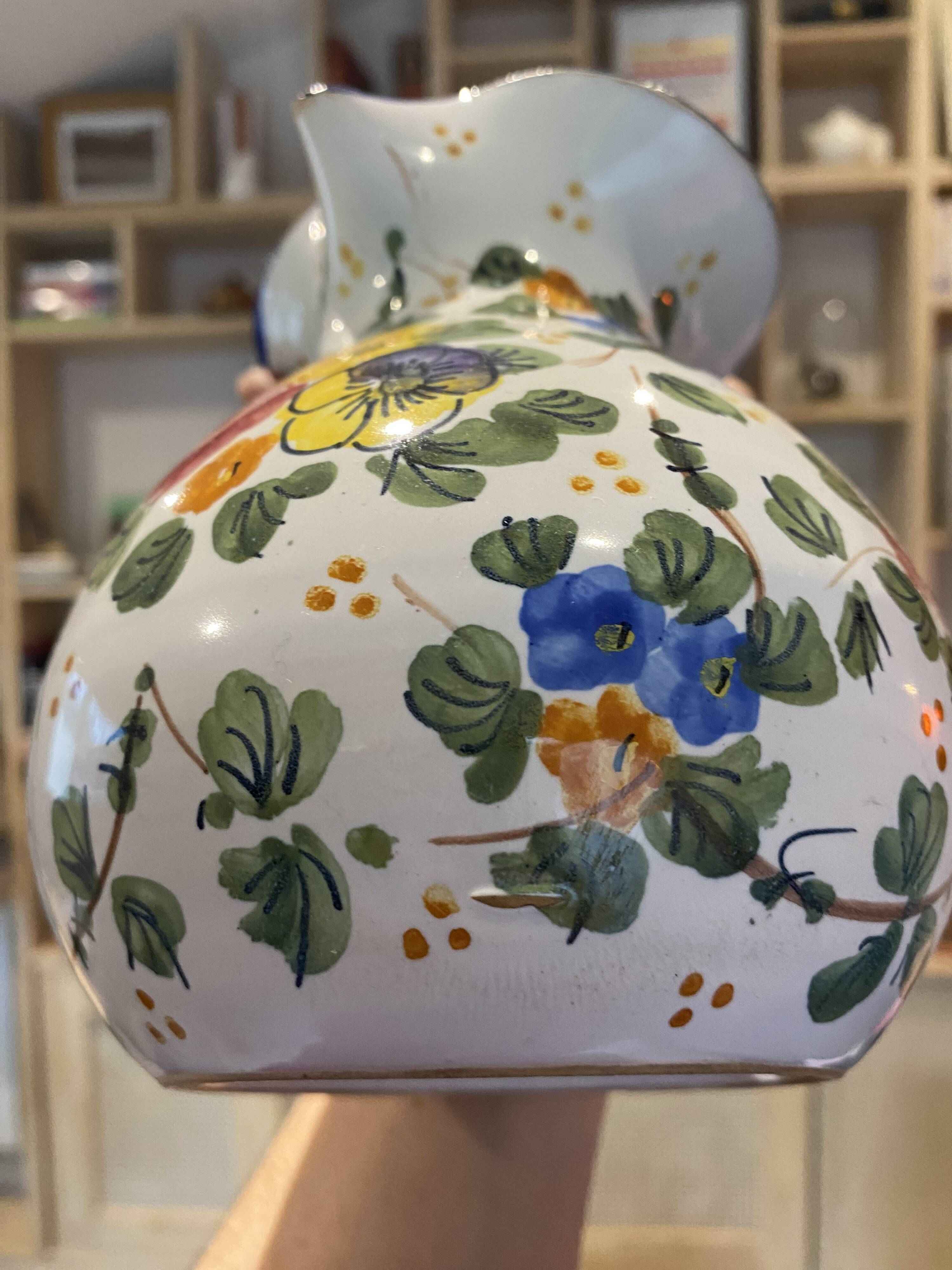 Roman ceramic pitcher, flowered