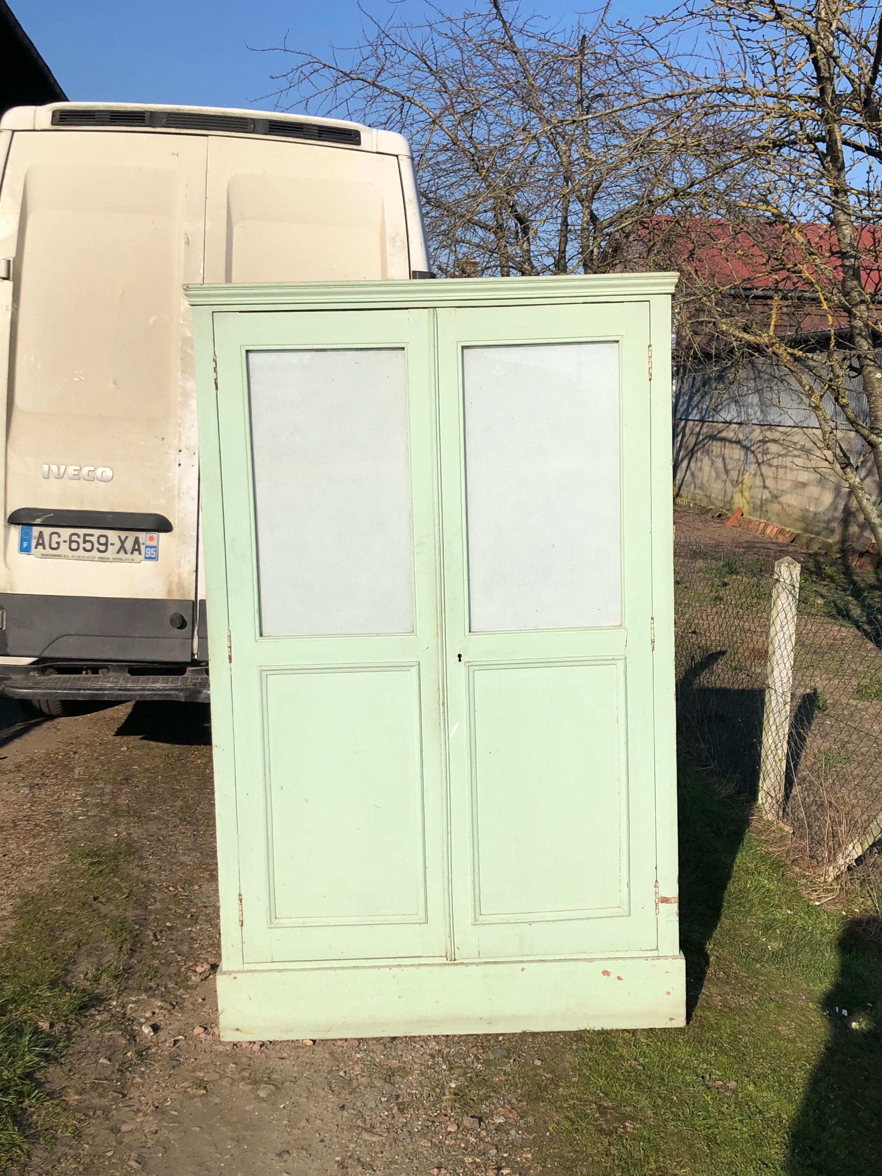 Parisian wardrobe vintage 1950