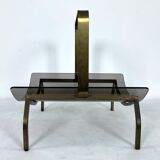Fontana Arte, Mid-Century brass and curved glass magazine holder. Italy 1960s