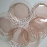 6 plates in pink Arcoroc glasses