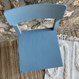 Small children's chair