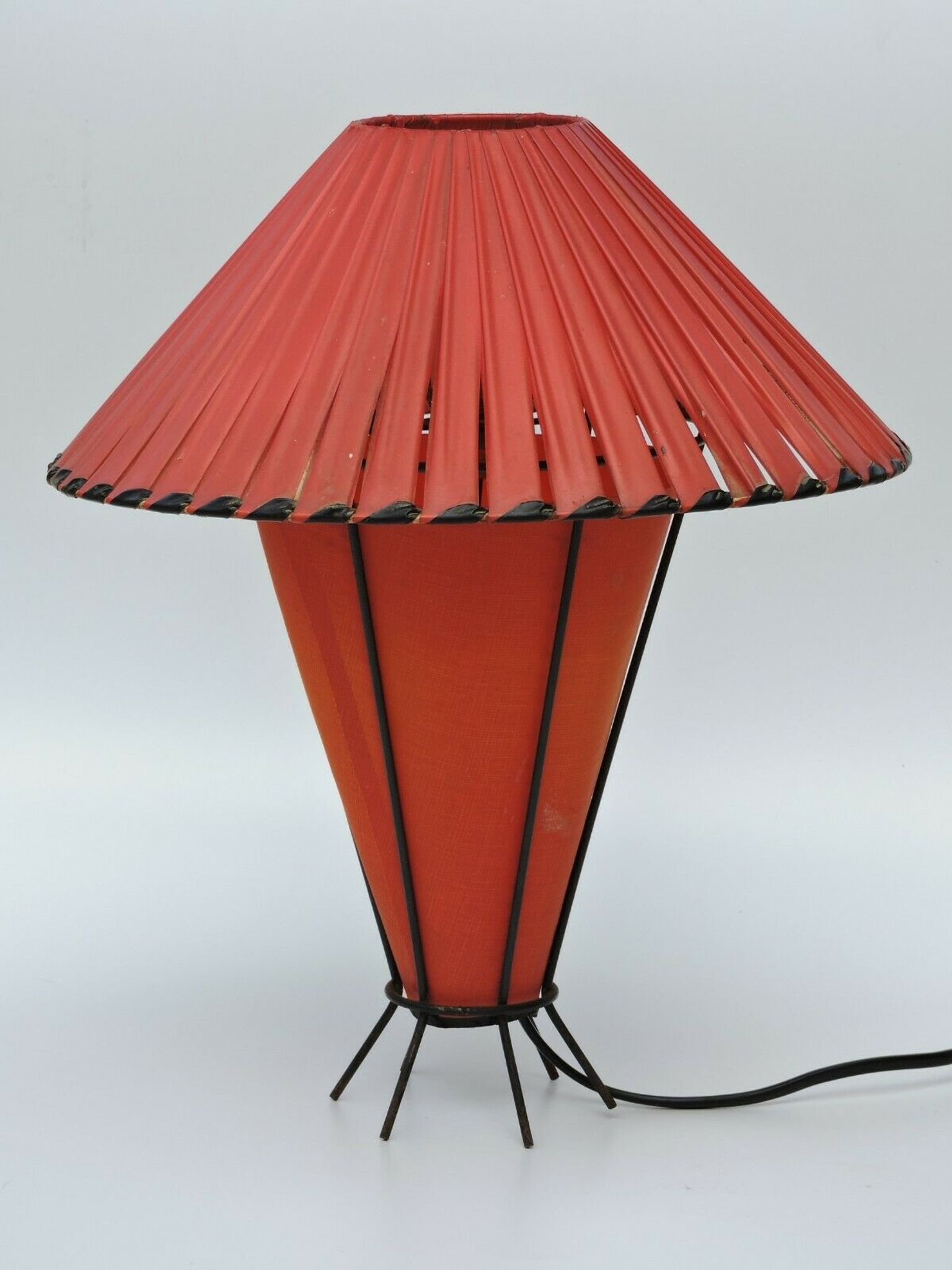 Vintage lamp felled red vinyl ribbon - wire 1960