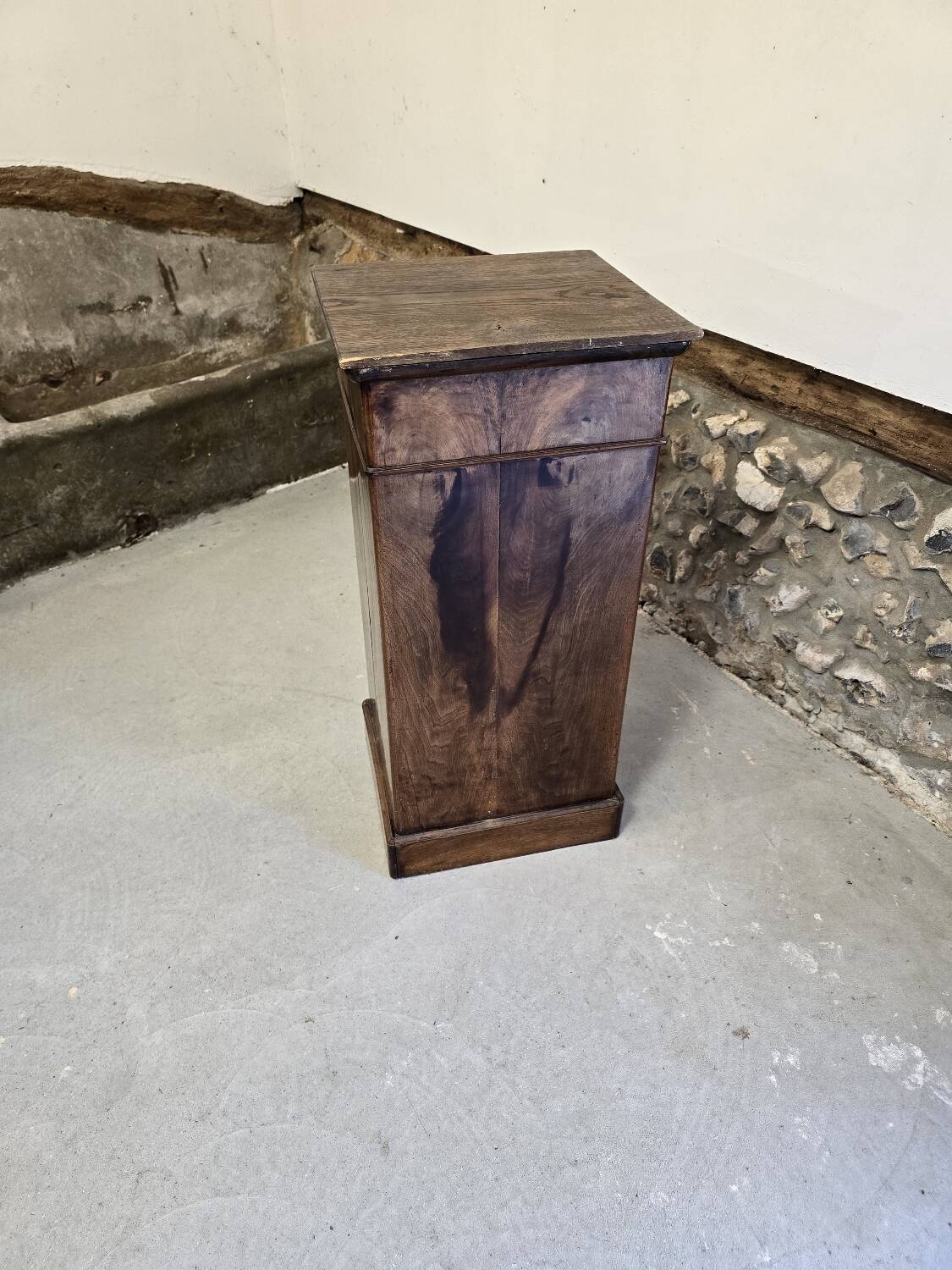 Small piece of furniture / bedside table in burr walnut