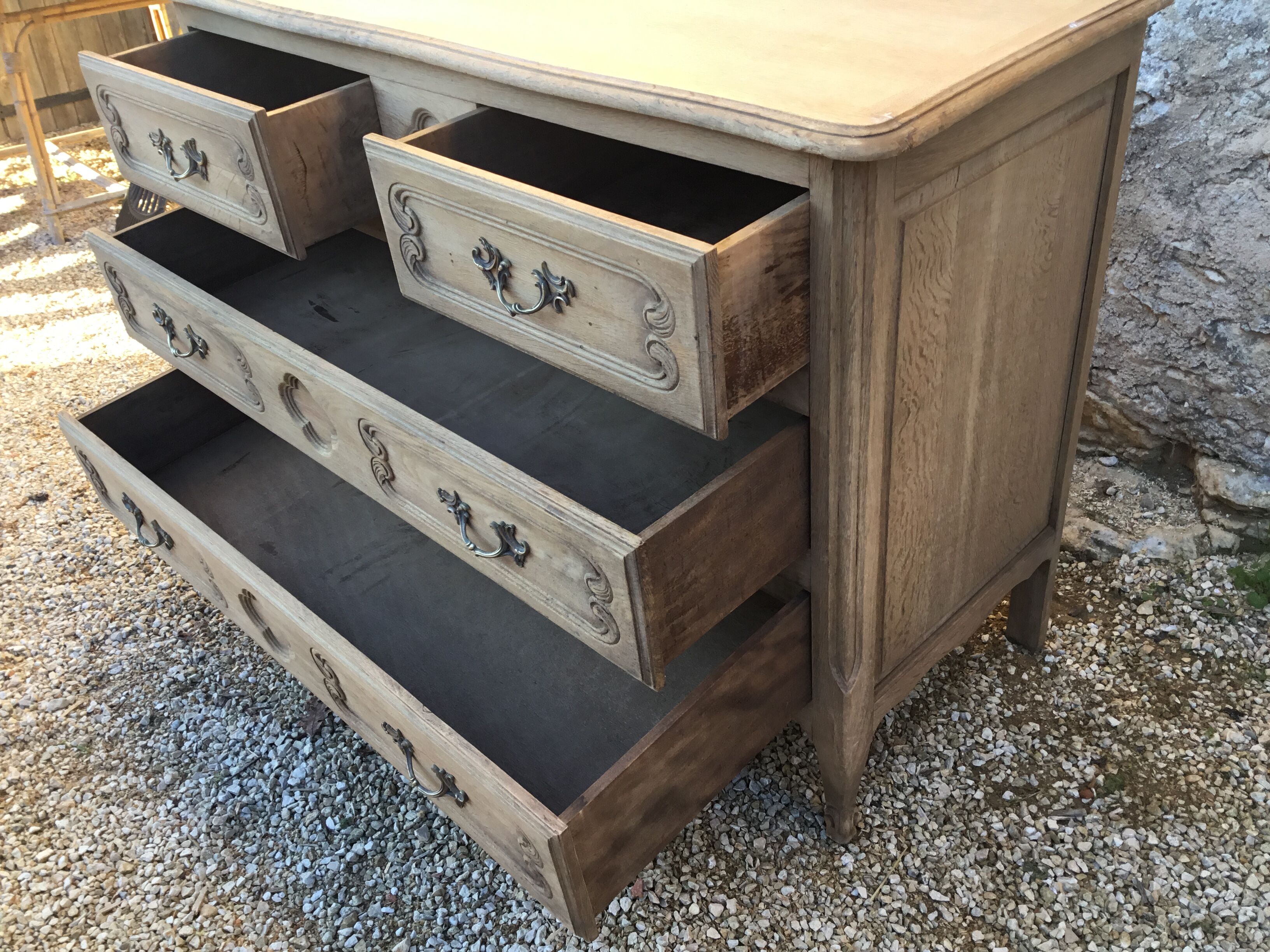 Louis XV style chest of drawers in stripped oak