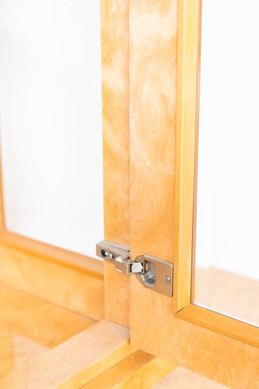 Aparador con vitrina, 1980/1990