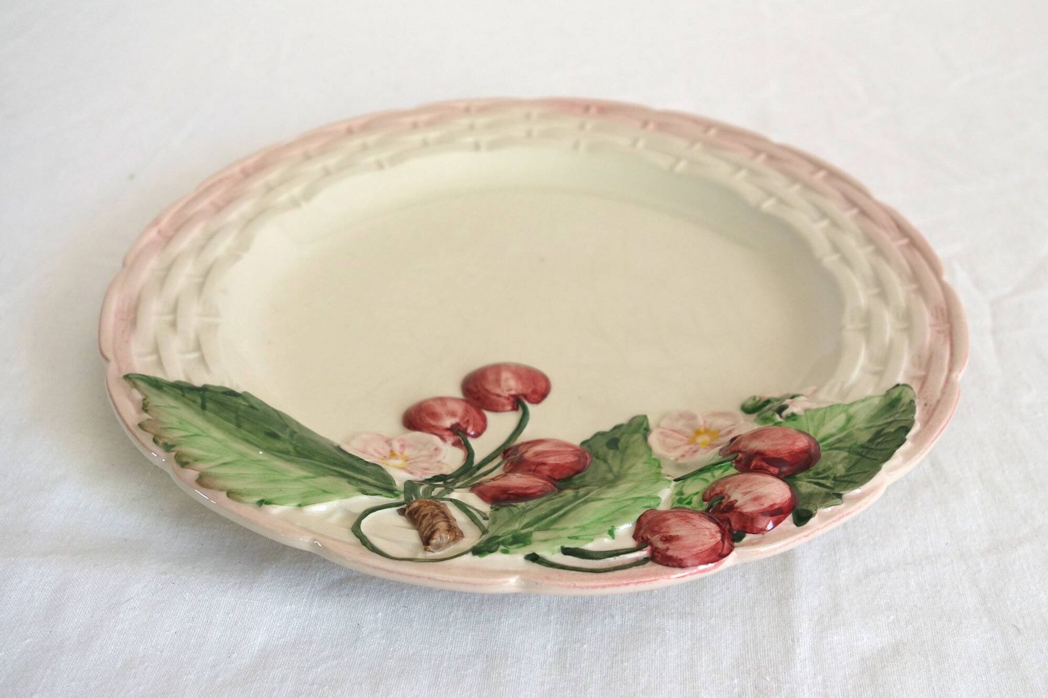 Cherry slip plate signed Francesco Guarino, 1970s