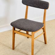 Ensemble de quatre chaises Farstrup danoises en chêne