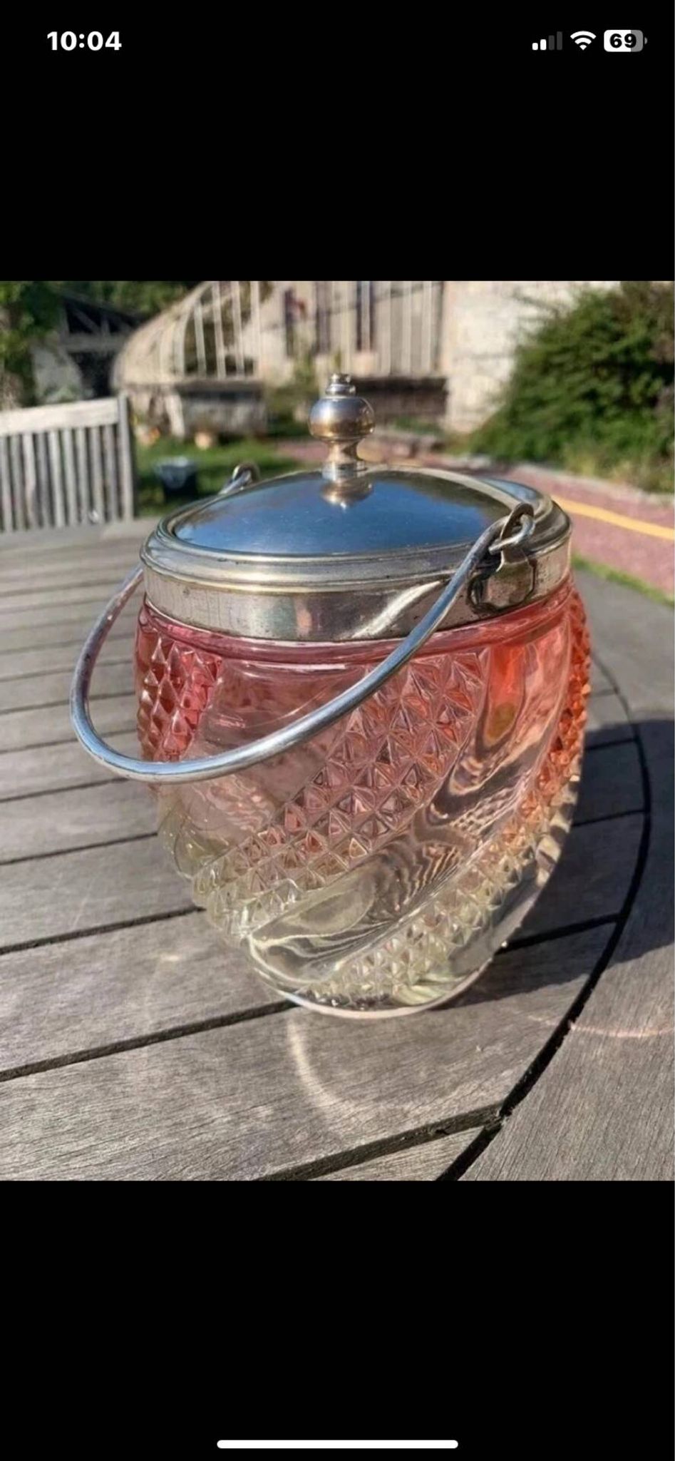 Ice bucket