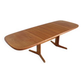 Table à manger ovale extensible vintage en teck par Johs. Kristoffersen & Son