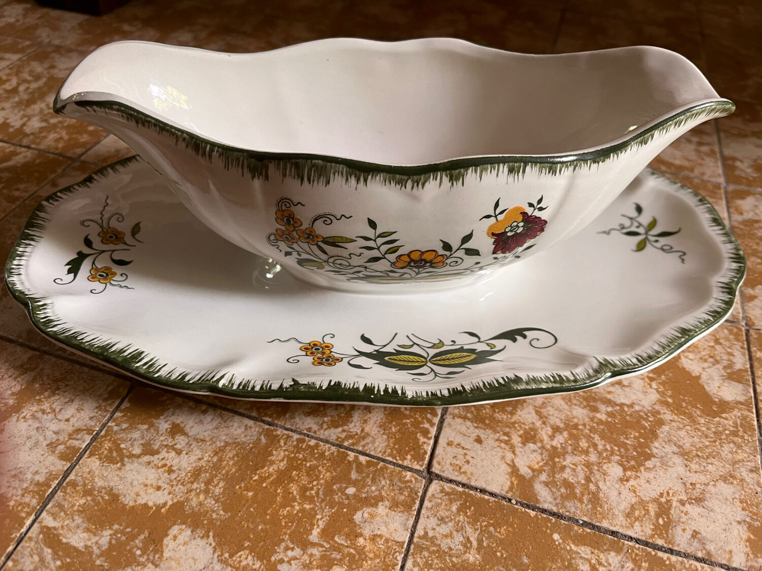 Saucière Sarreguemines Clarence model
