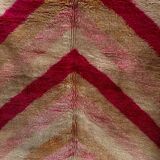 Handmade Berber Boujaad rug size 150 x 250 cm