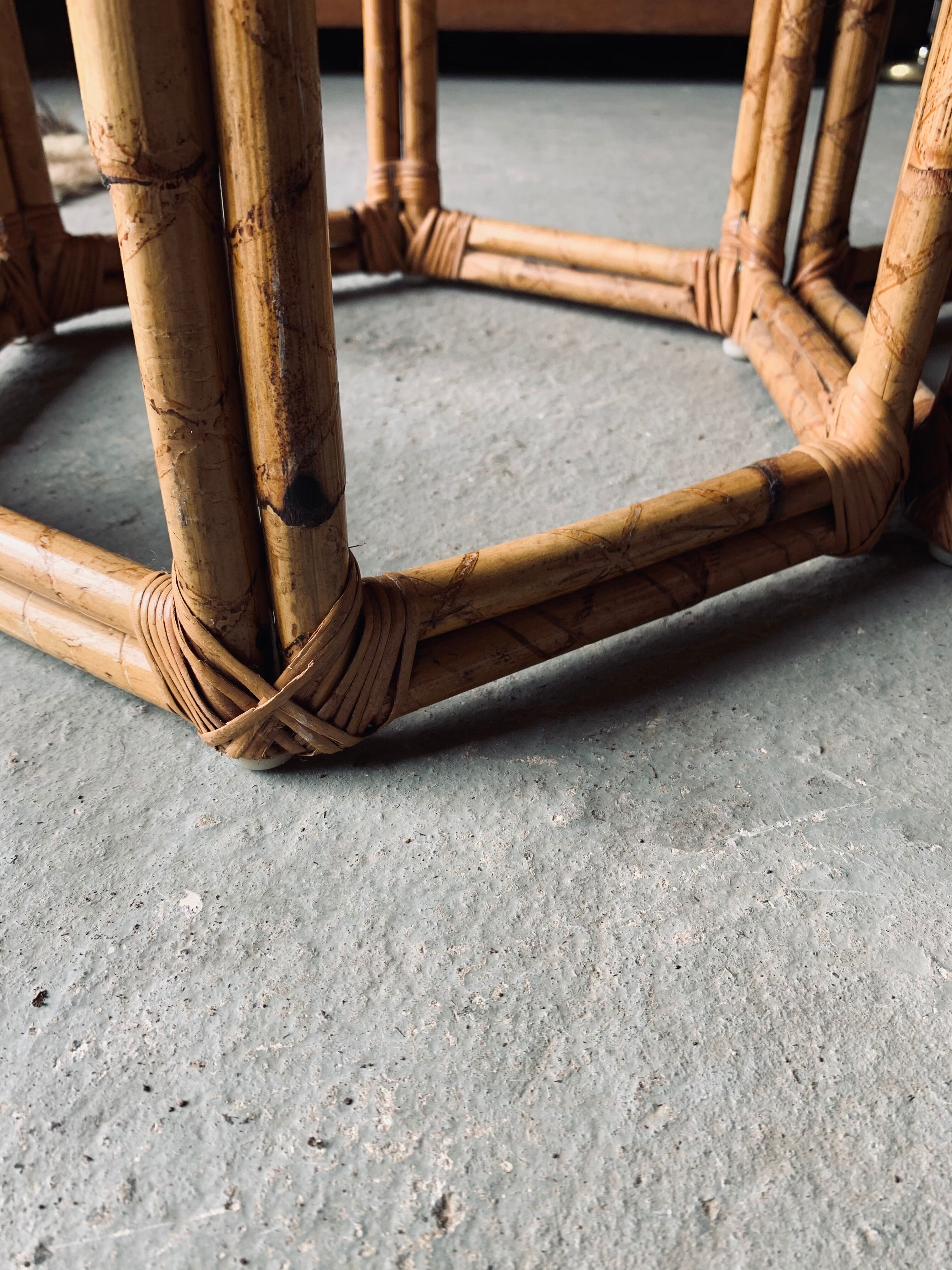 2 octagonal rattan coffee tables