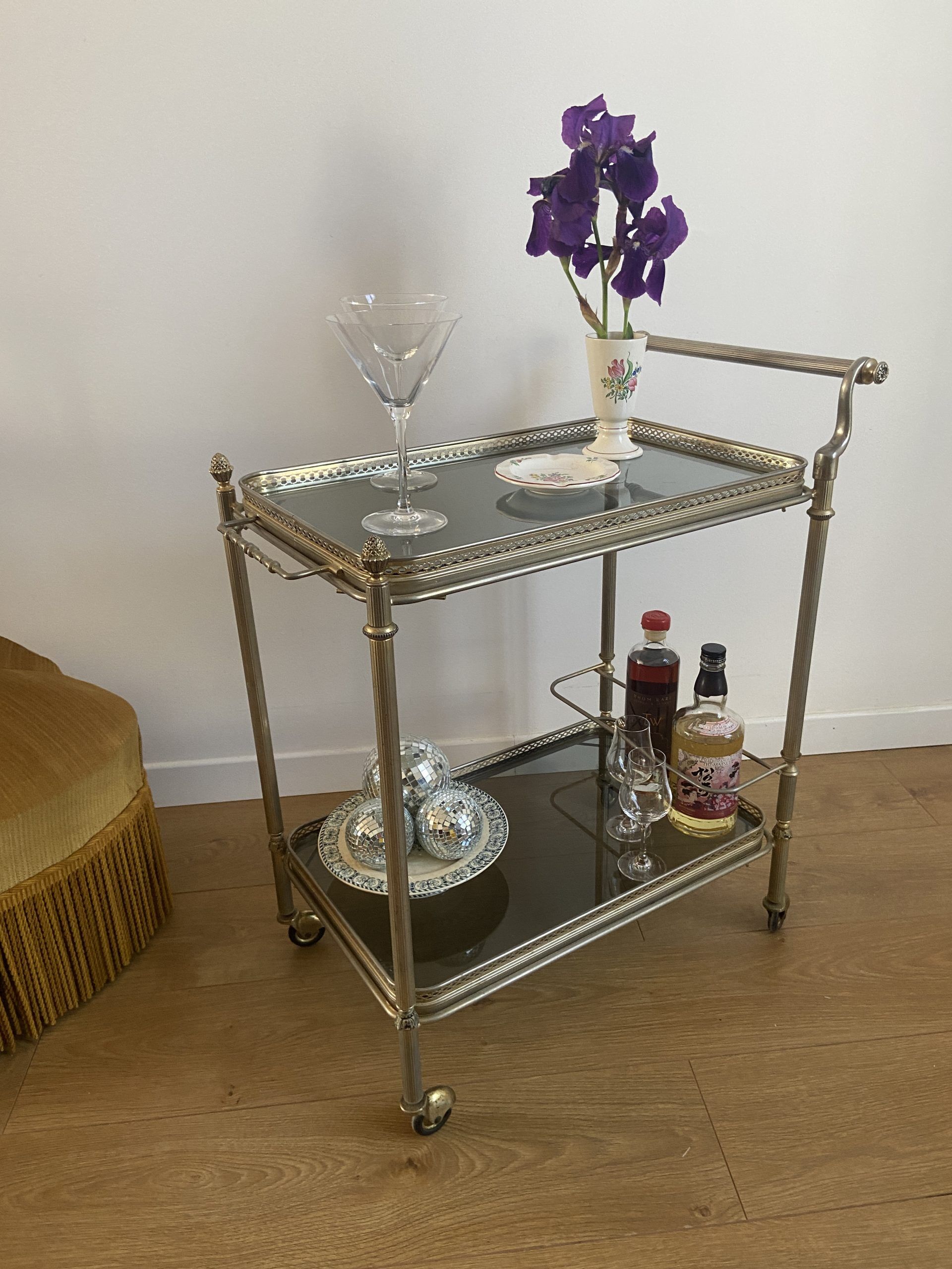 Vintage service service with removable trays 70s